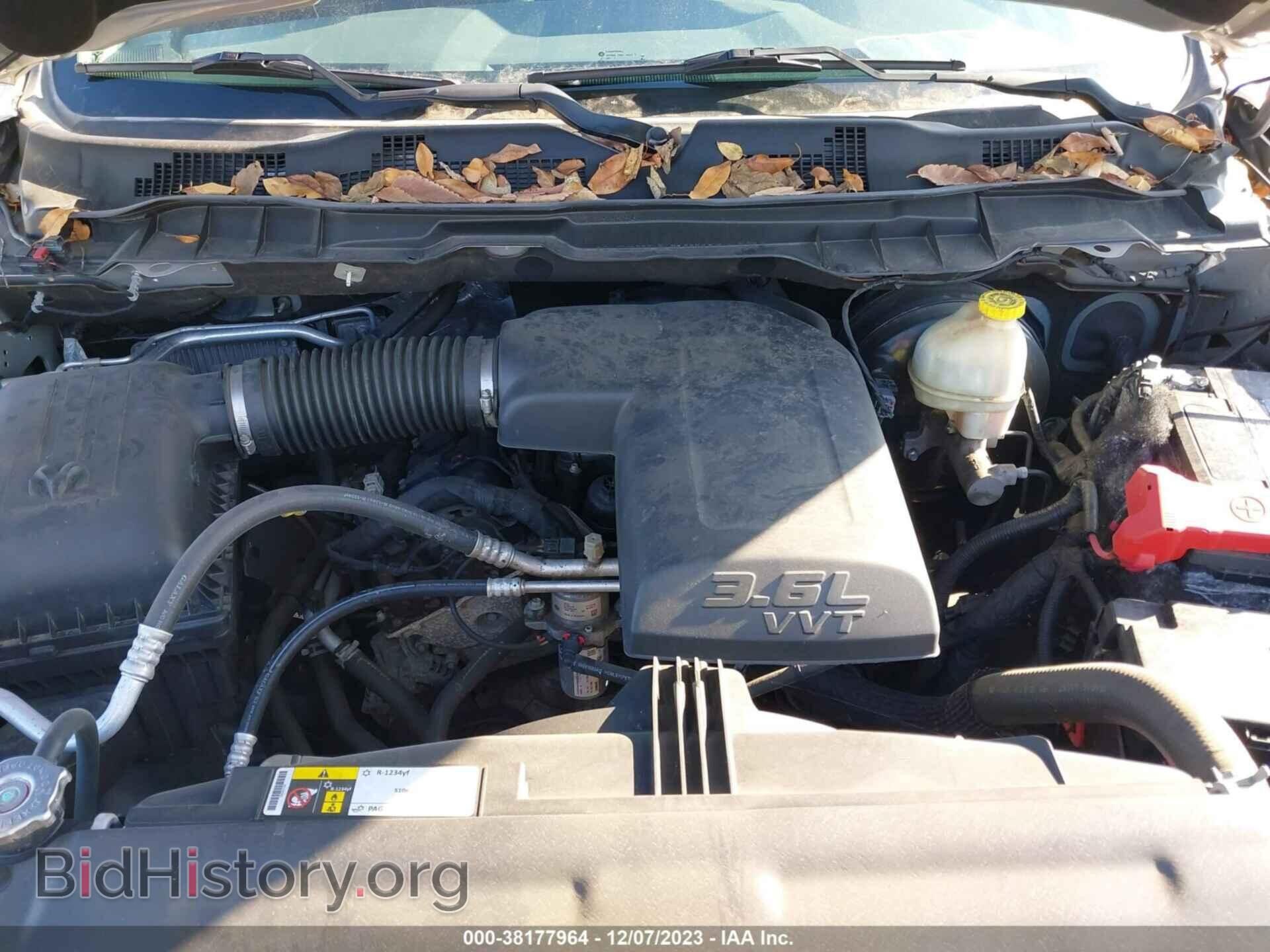 2016 RAM 1500 - VIN: 1C6RR7LG7GS374383 - Фото 10