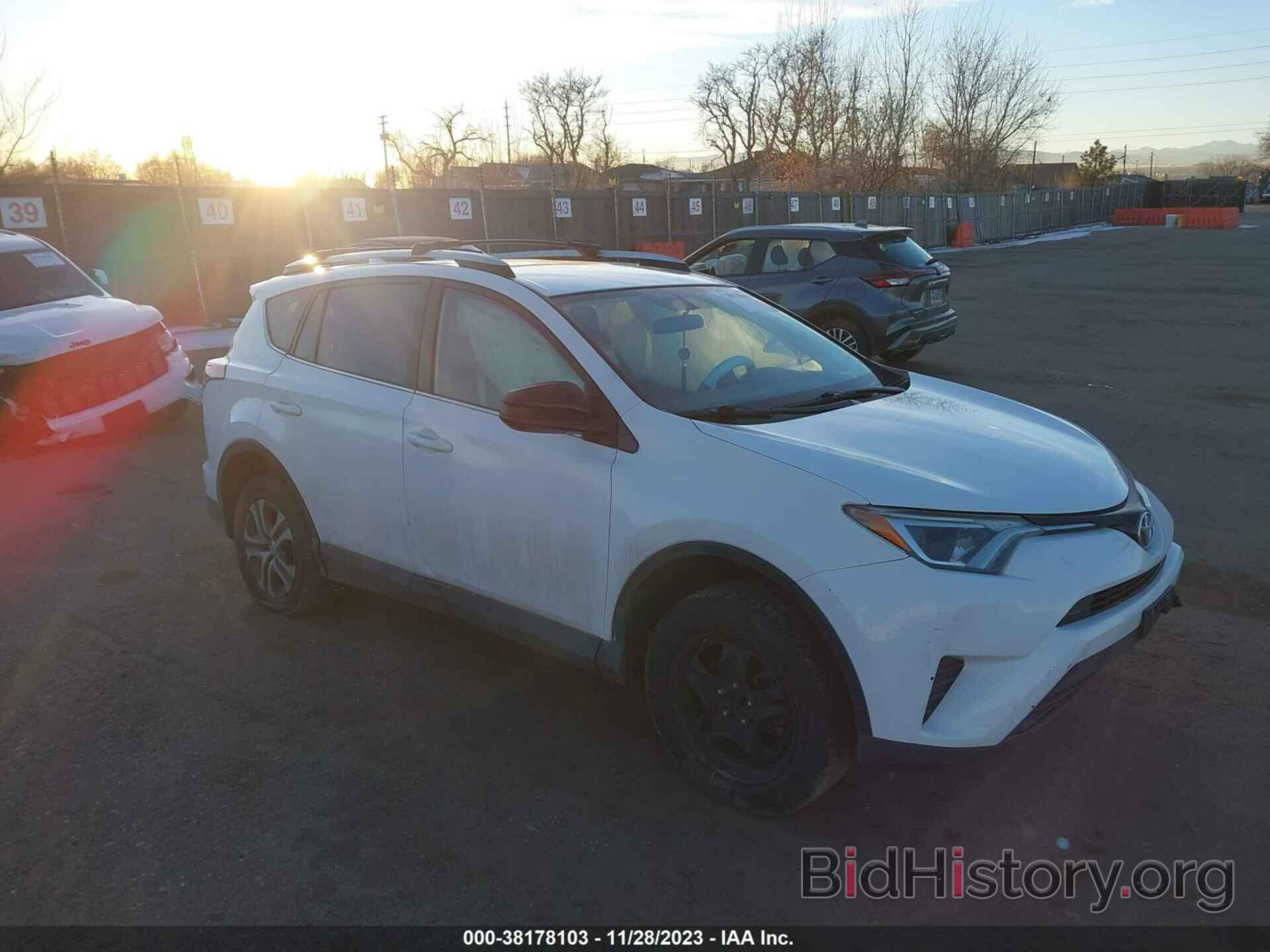 Photo JTMZFREV4GJ067526 - TOYOTA RAV4 2016