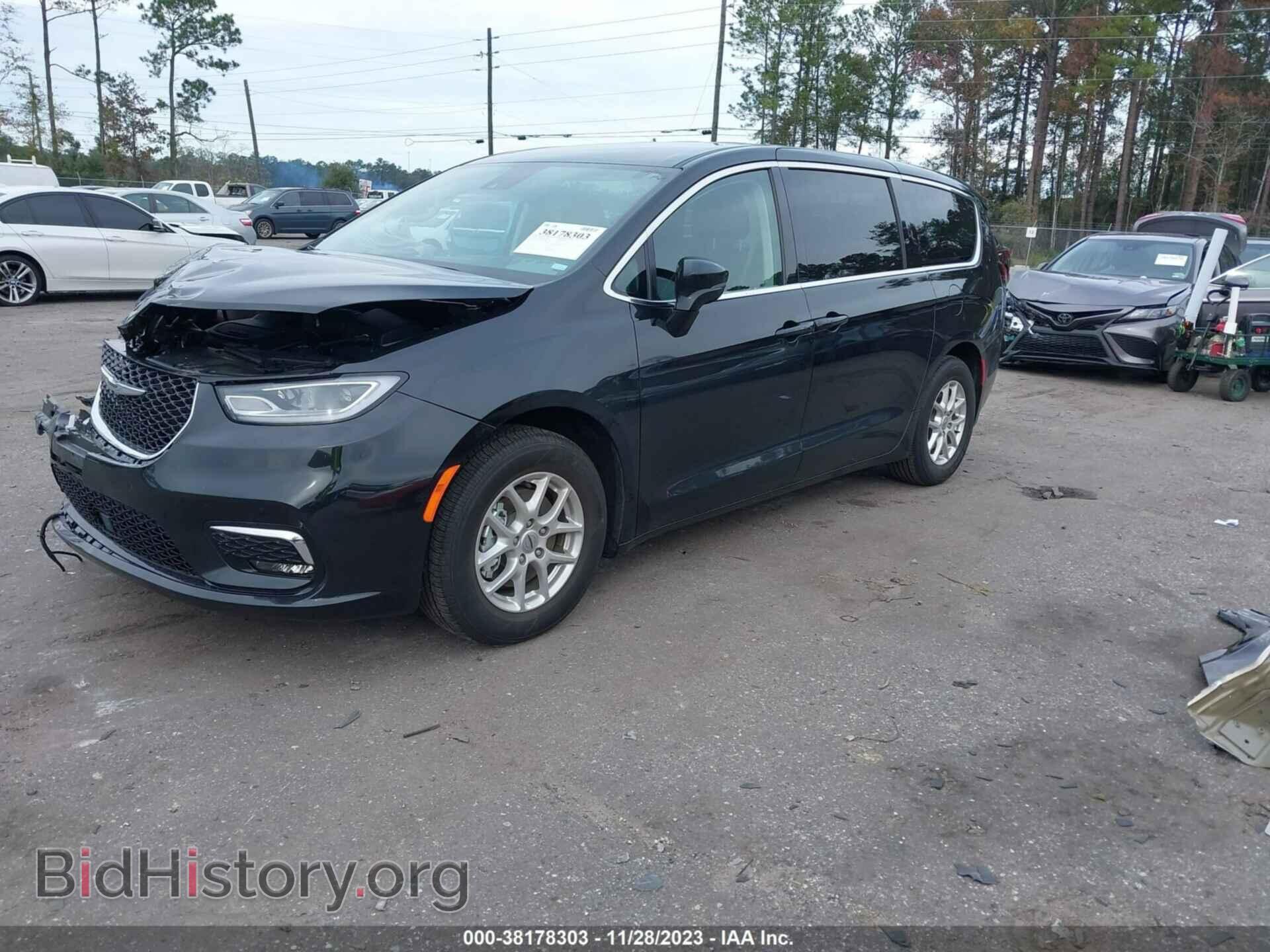 2024 CHRYSLER PACIFICA - VIN: 2C4RC1BG9RR101796 - Фото 2