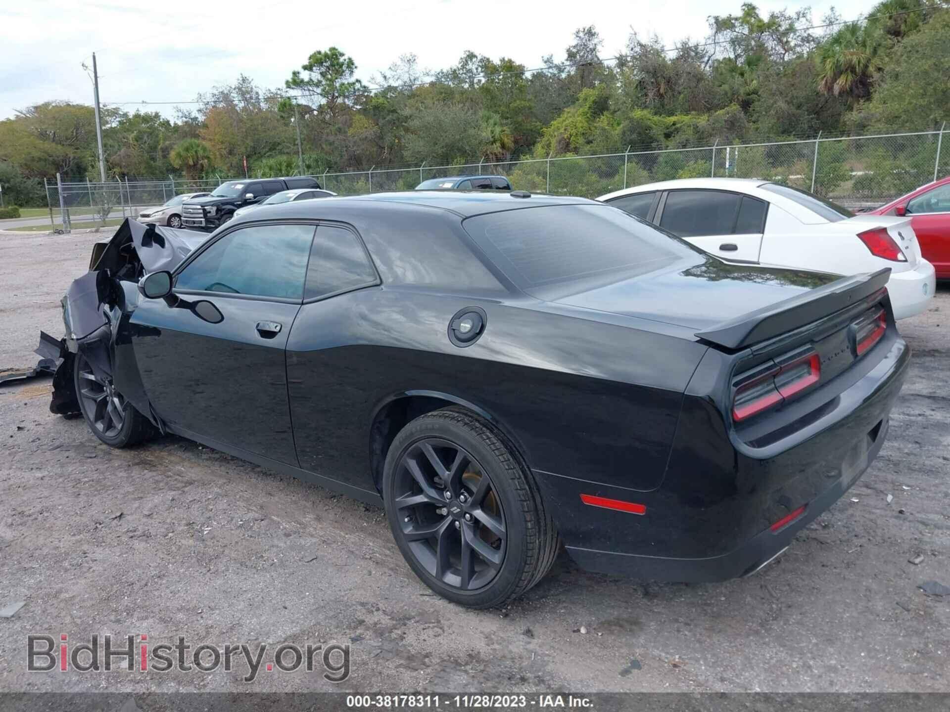 2021 DODGE CHALLENGER - VIN: 2C3CDZAG4MH604528 - Фото 3