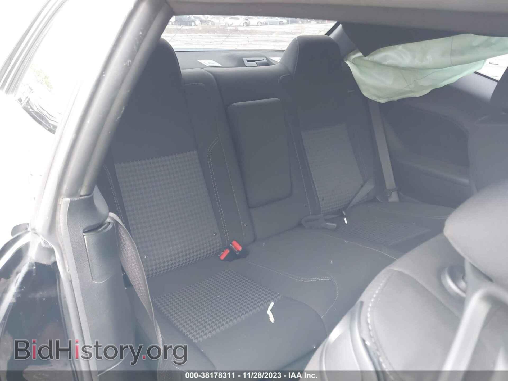 2021 DODGE CHALLENGER - VIN: 2C3CDZAG4MH604528 - Фото 8