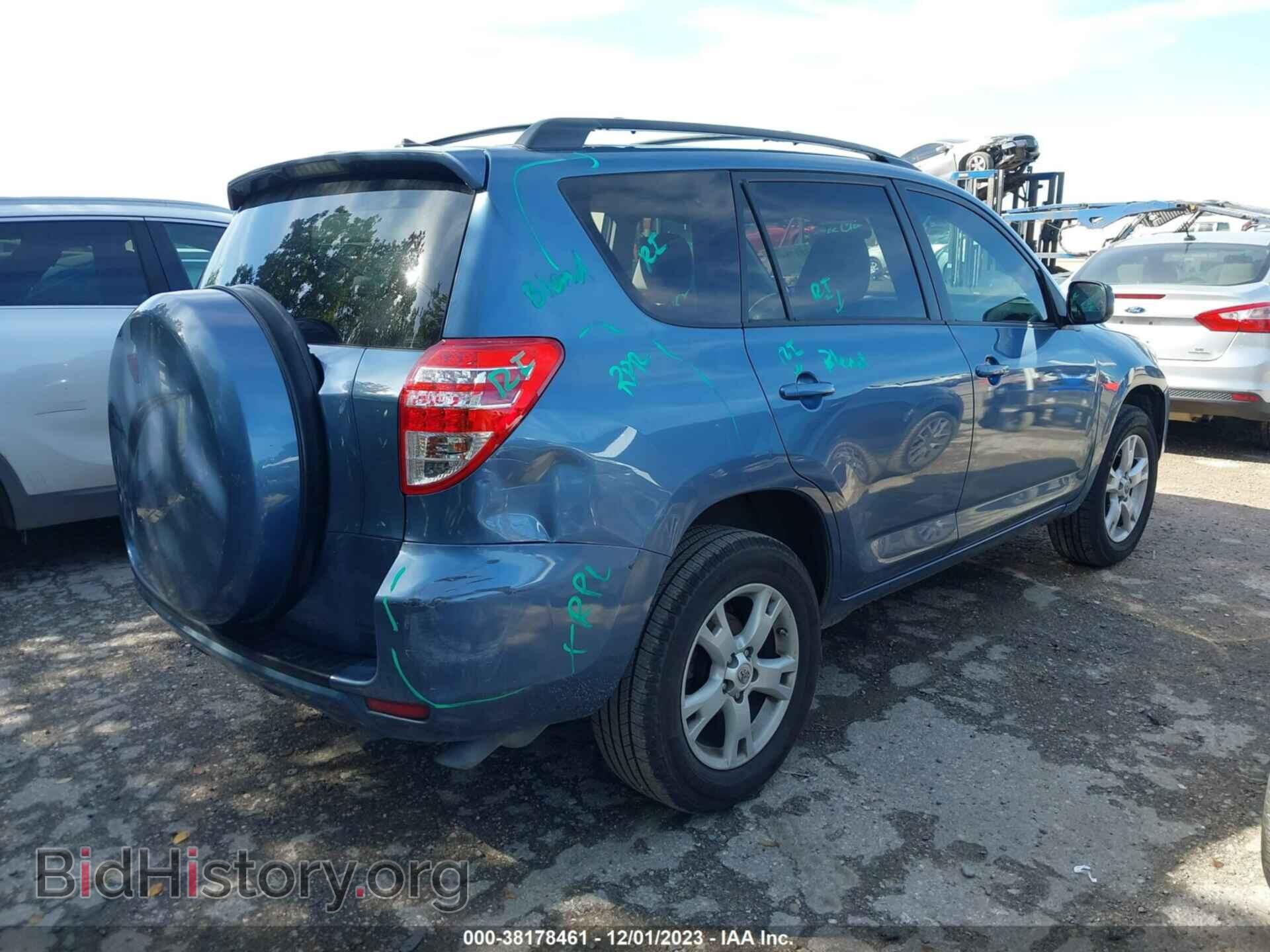 2011 TOYOTA RAV4 - VIN: 2T3ZF4DV6BW083256 - Фото 4