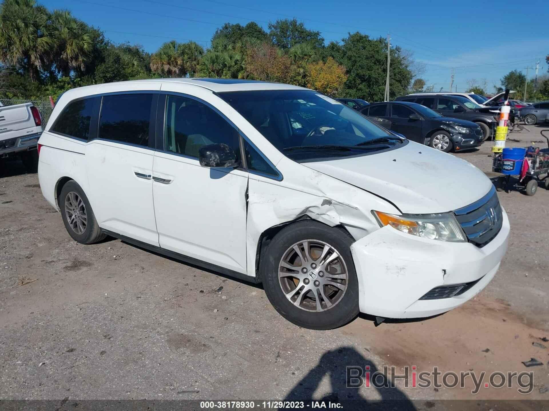 Photo 5FNRL5H66BB040656 - HONDA ODYSSEY 2011