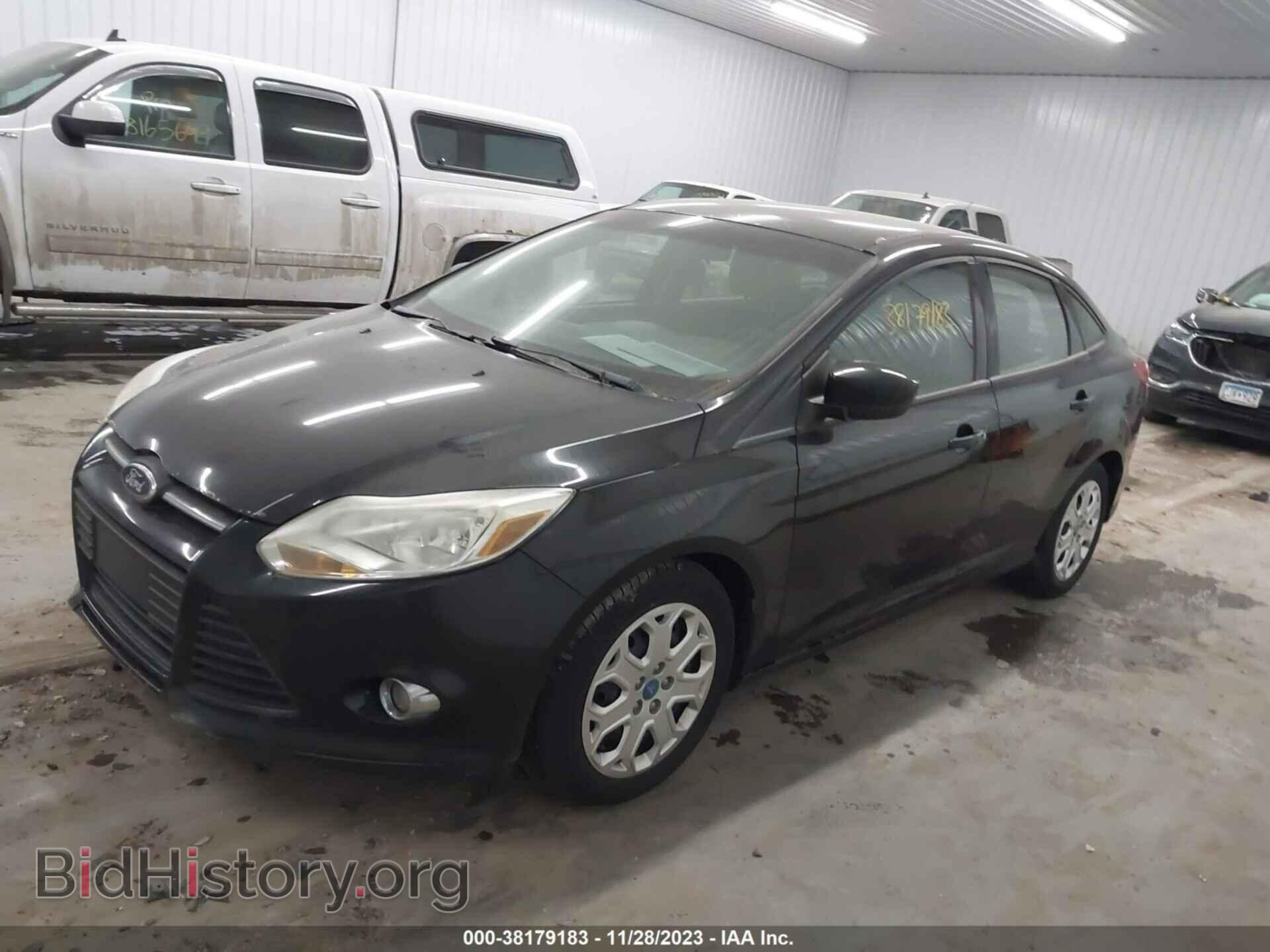 2012 FORD FOCUS - VIN: 1FAHP3F2XCL112242 - Фото 2