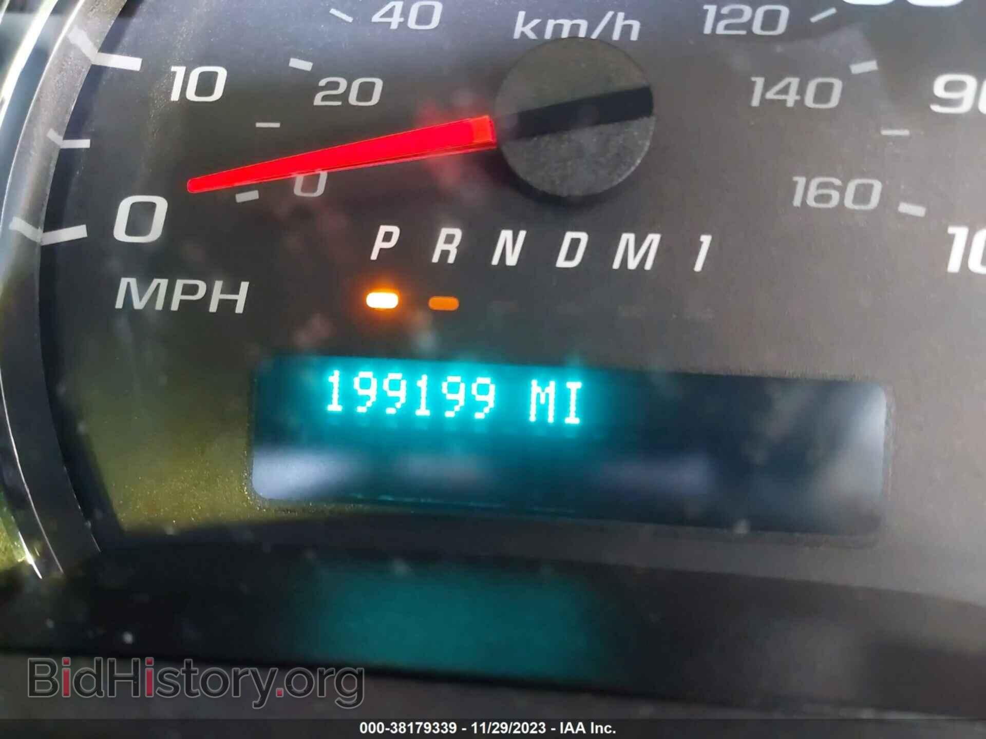 2015 GMC SAVANA 2500 - VIN: 1GTW7FCF7F1168794 - Фото 16
