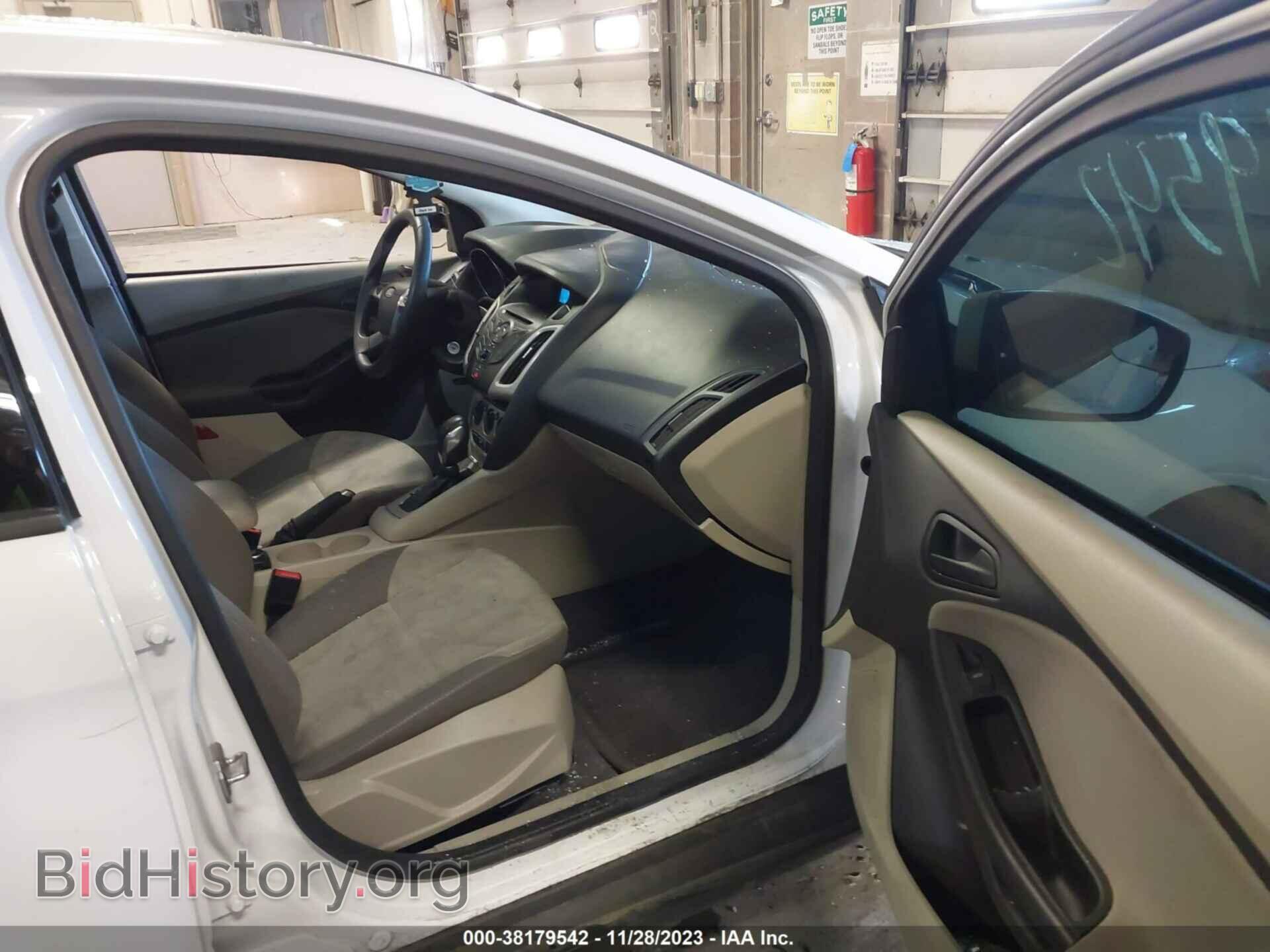 2012 FORD FOCUS - VIN: 1FAHP3F2XCL106375 - Фото 5