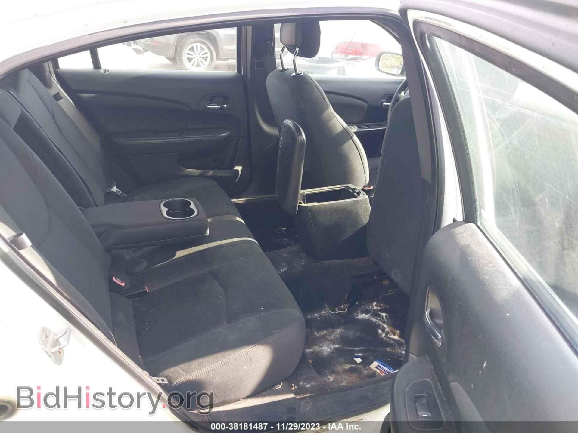 2011 CHRYSLER 200 - VIN: 1C3BC4FB5BN562728 - Photo 8