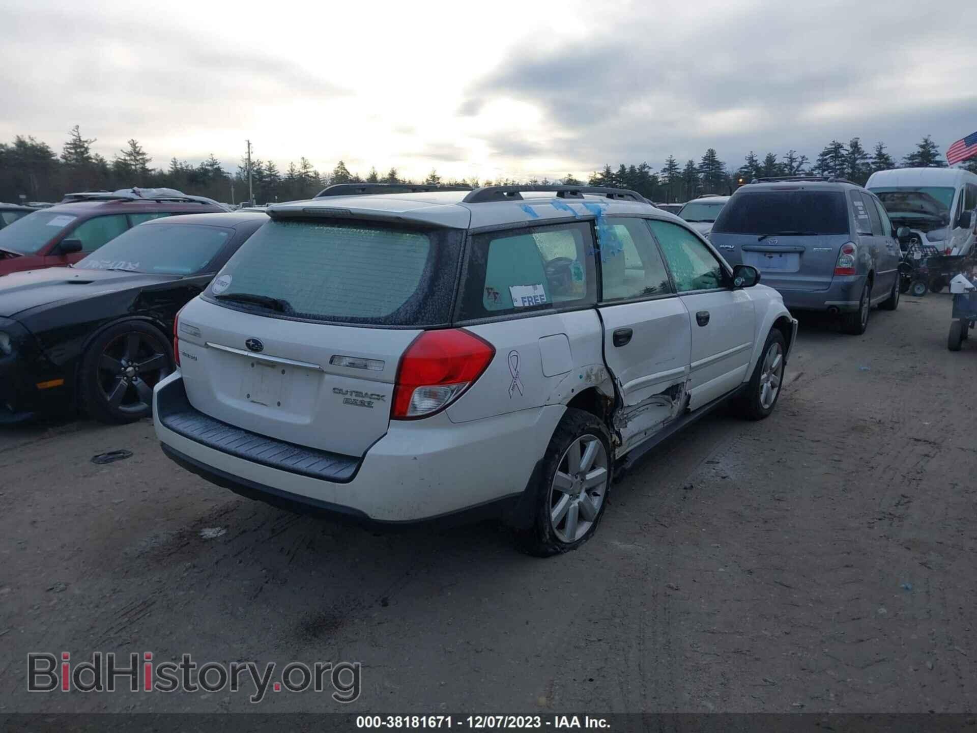 2009 SUBARU OUTBACK - VIN: 4S4BP61C297313681 - Фото 4