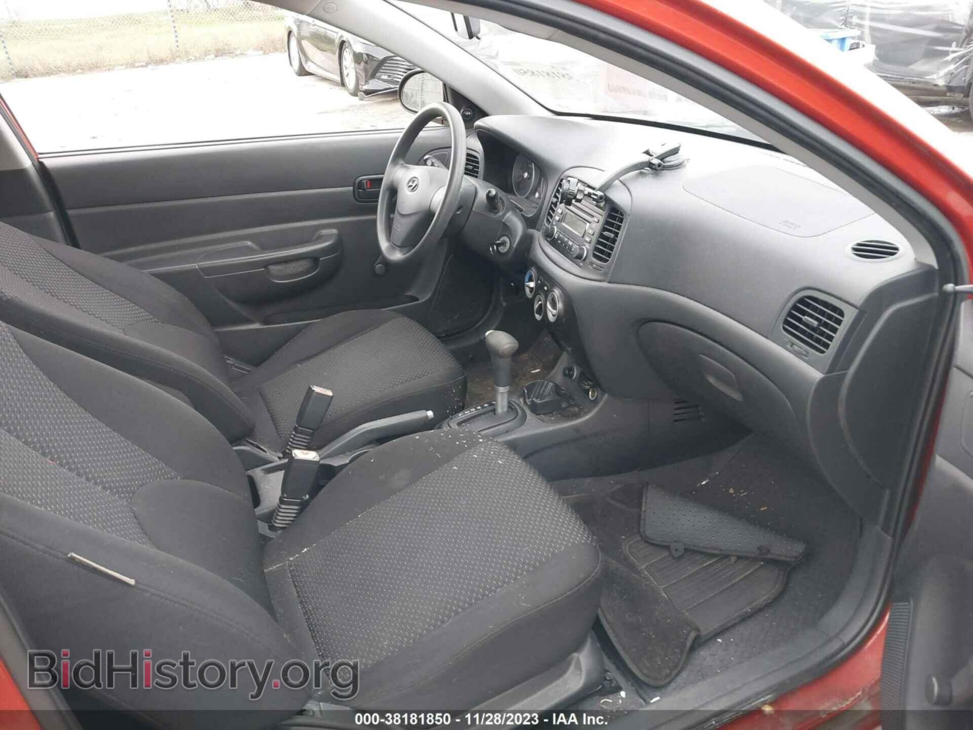 2008 HYUNDAI ACCENT - VIN: KMHCM36C68U074303 - Фото 5