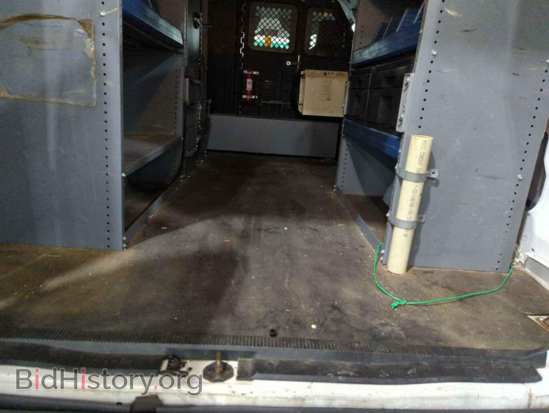 2011 FORD ECONOLINE - VIN: 1FTNE2EL3BDB35295 - Фото 24
