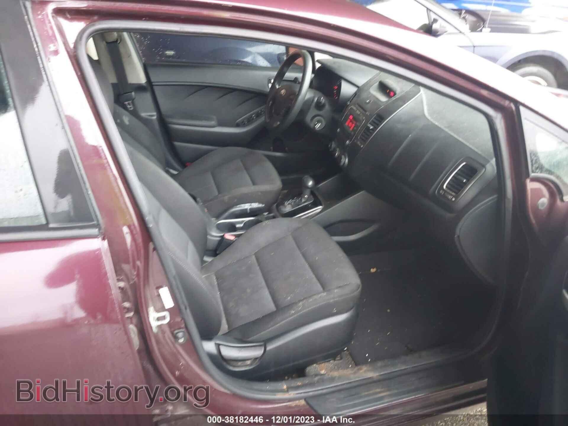 2017 KIA FORTE - VIN: 3KPFK4A73HE044553 - Фото 5