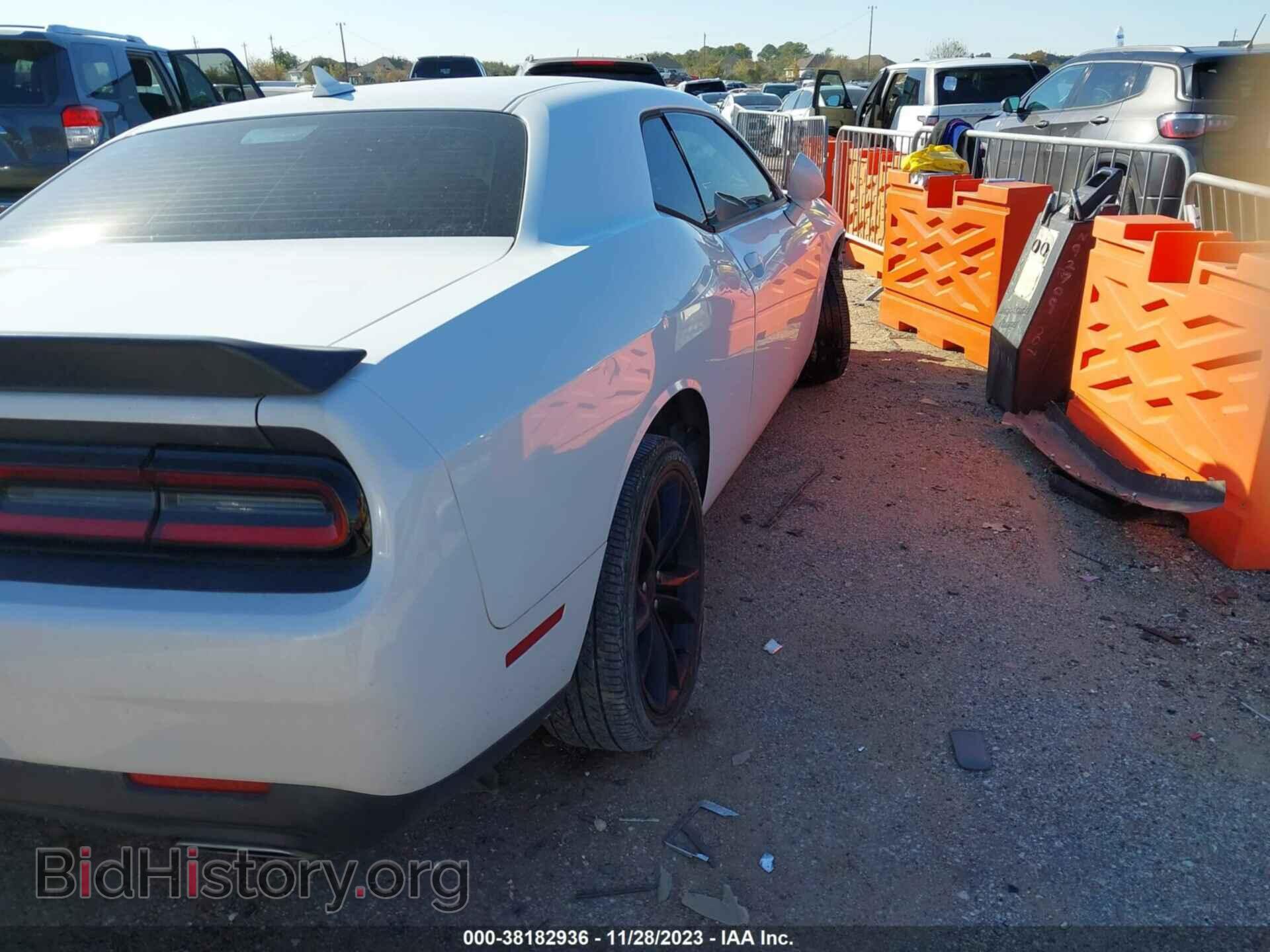 2016 DODGE CHALLENGER - VIN: 2C3CDZAG4GH193944 - Фото 4