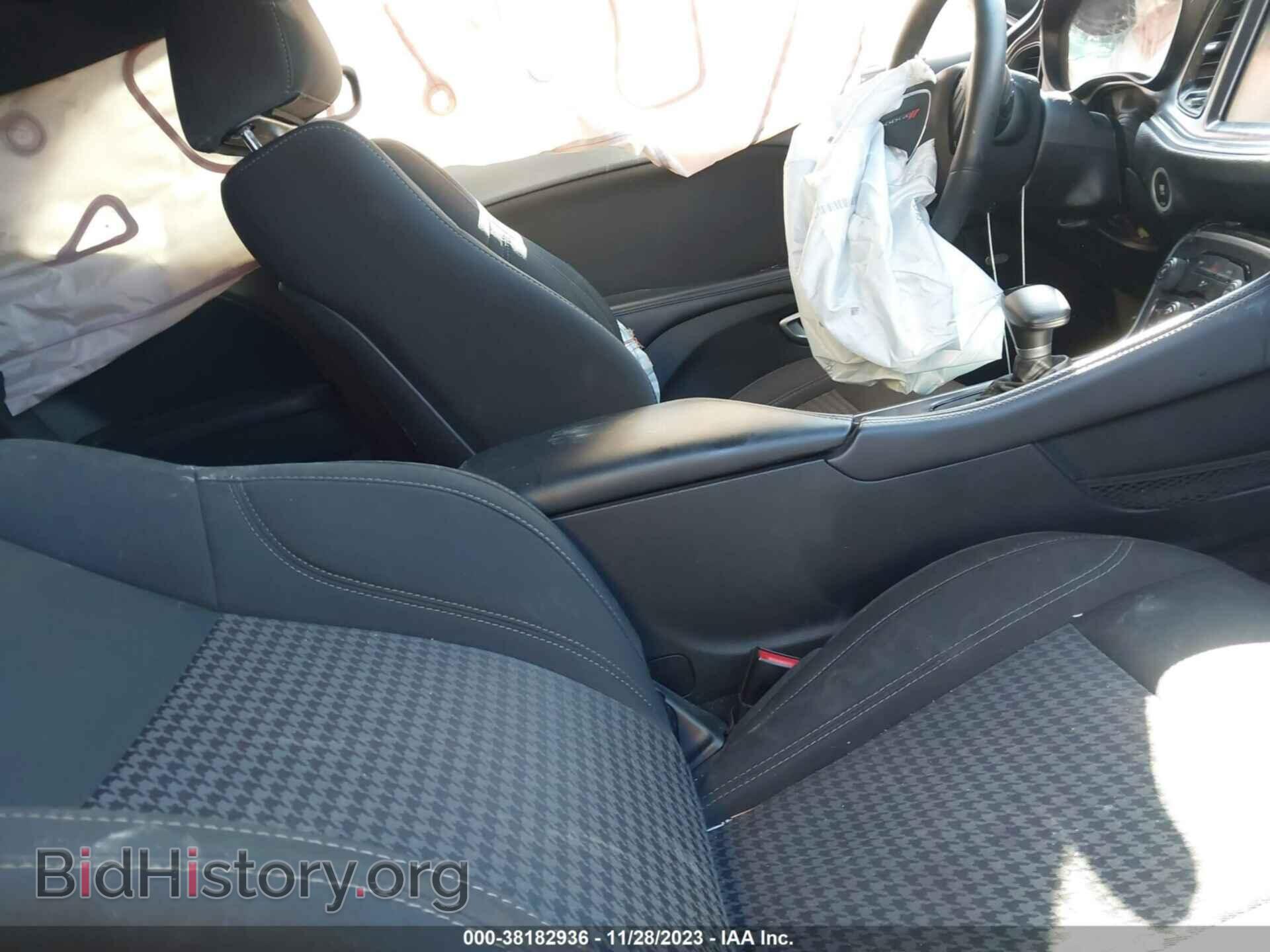 2016 DODGE CHALLENGER - VIN: 2C3CDZAG4GH193944 - Фото 5