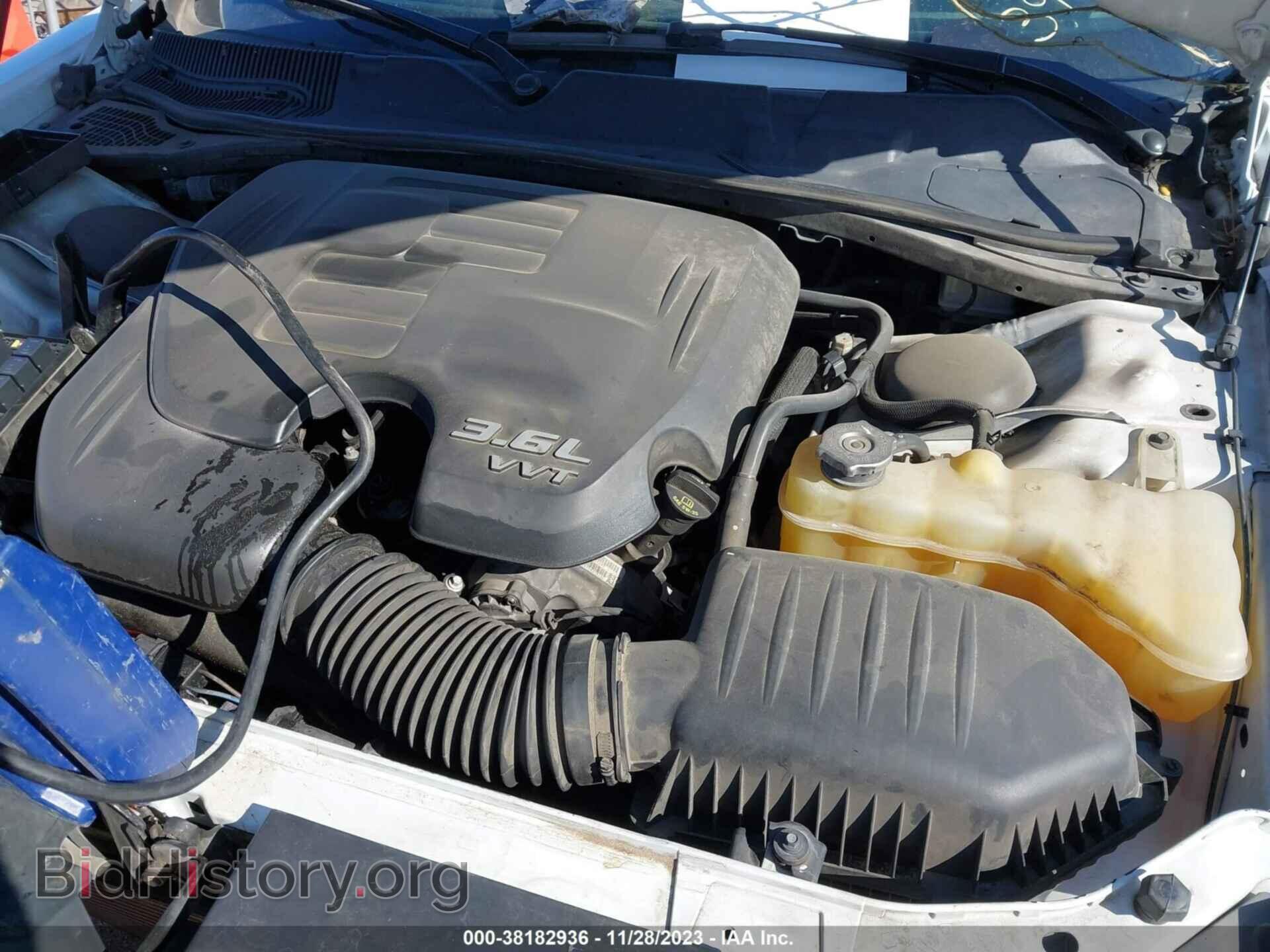 2016 DODGE CHALLENGER - VIN: 2C3CDZAG4GH193944 - Фото 10
