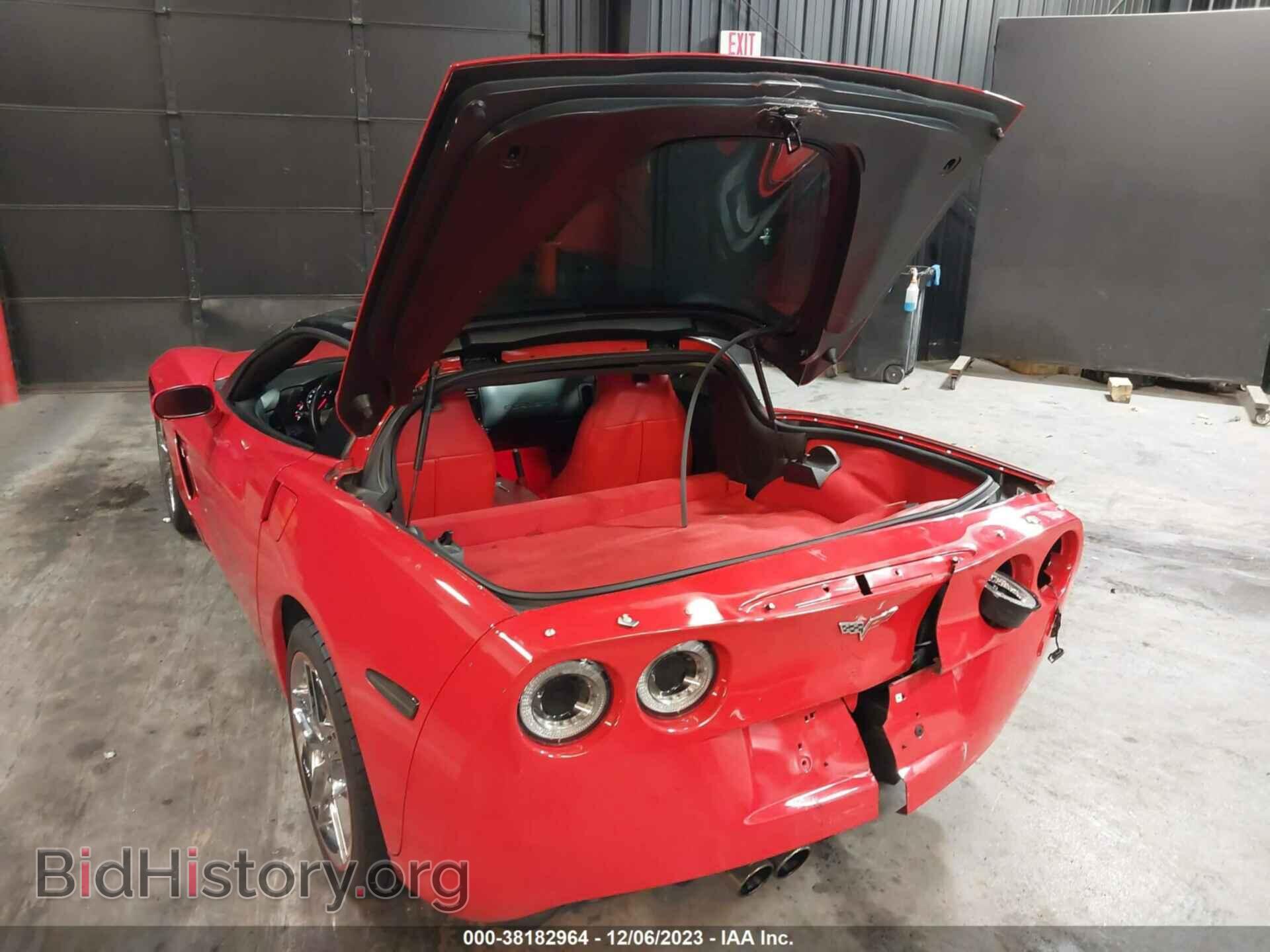 2011 CHEVROLET CORVETTE - VIN: 1G1YE2DW7B5112470 - Фото 3
