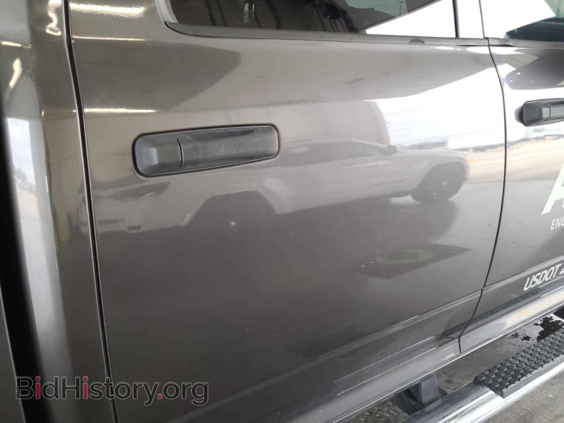 2018 RAM 2500 - VIN: 3C6UR5HL7JG127044 - Photo 4