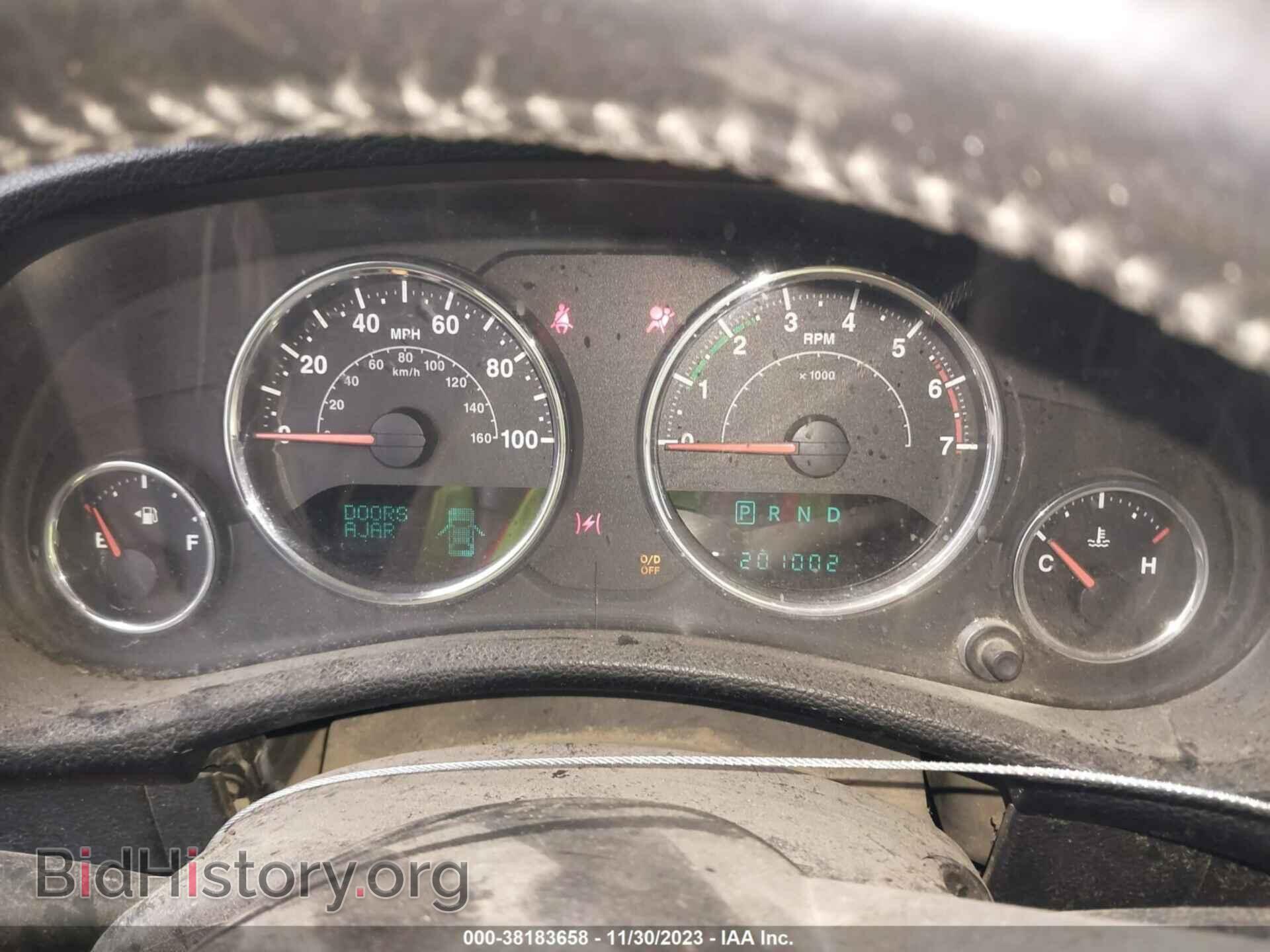 2011 JEEP WRANGLER - VIN: 1J4AA5D14BL556745 - Фото 7