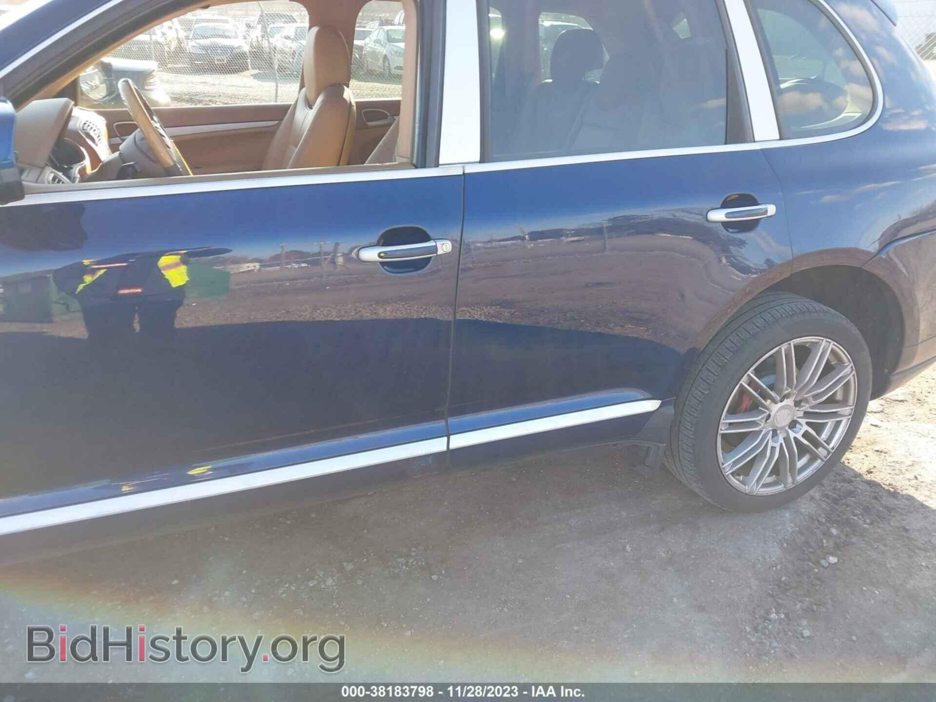 2010 PORSCHE CAYENNE - VIN: WP1AA2AP0ALA12107 - Фото 6