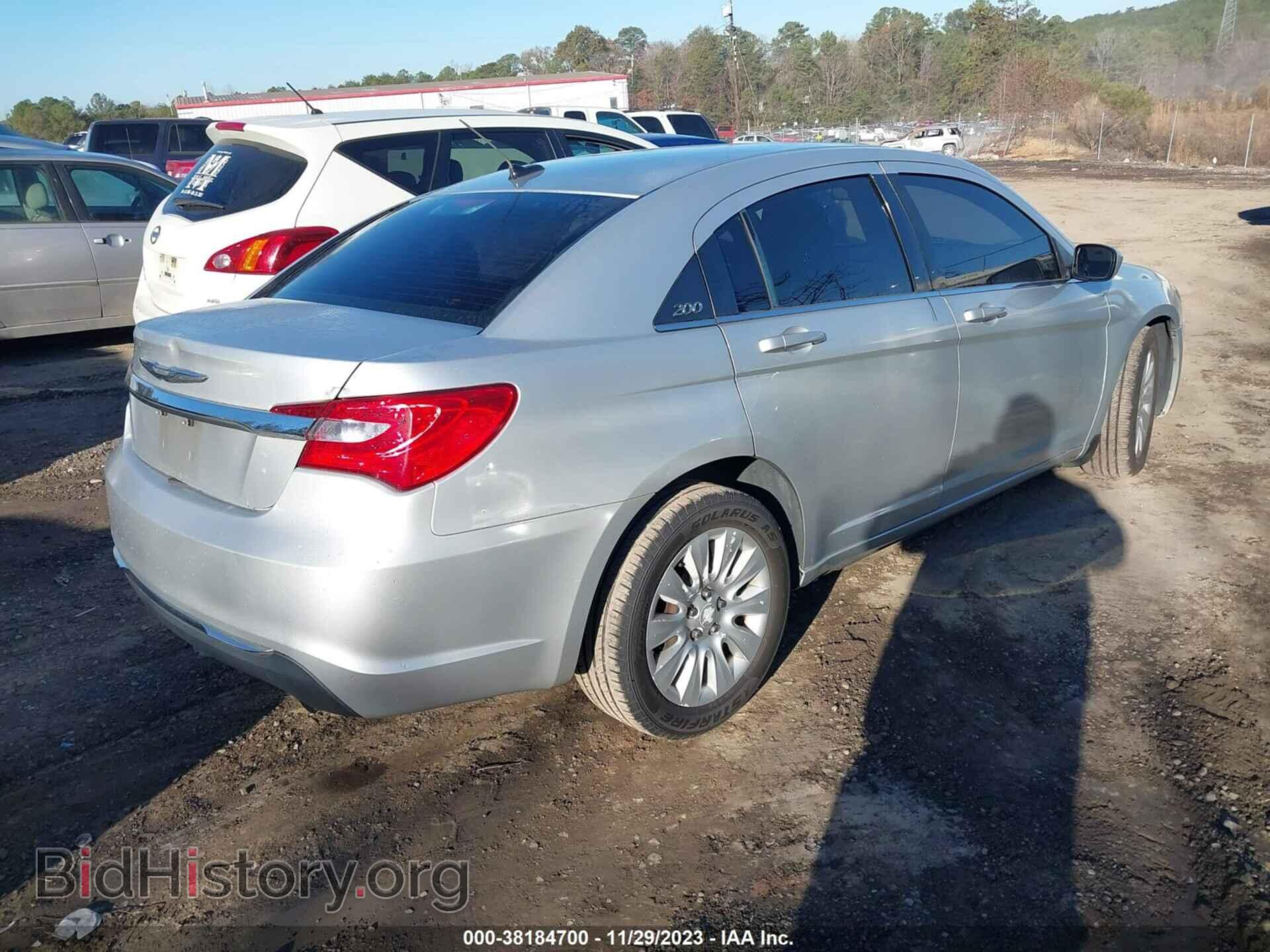 2012 CHRYSLER 200 - VIN: 1C3CCBAB3CN320151 - Фото 4