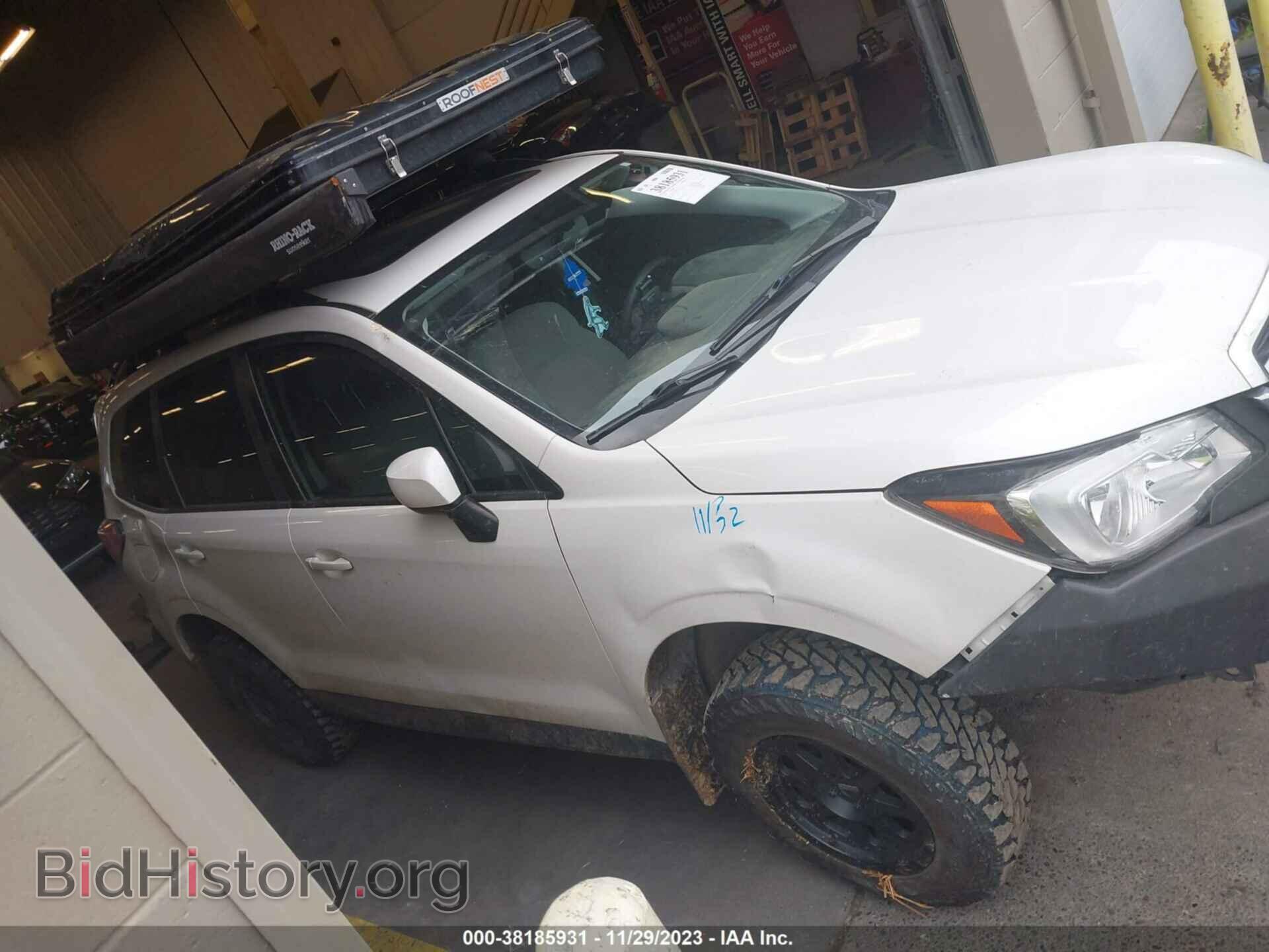 2018 SUBARU FORESTER - VIN: JF2SJAEC0JH553850 - Фото 13