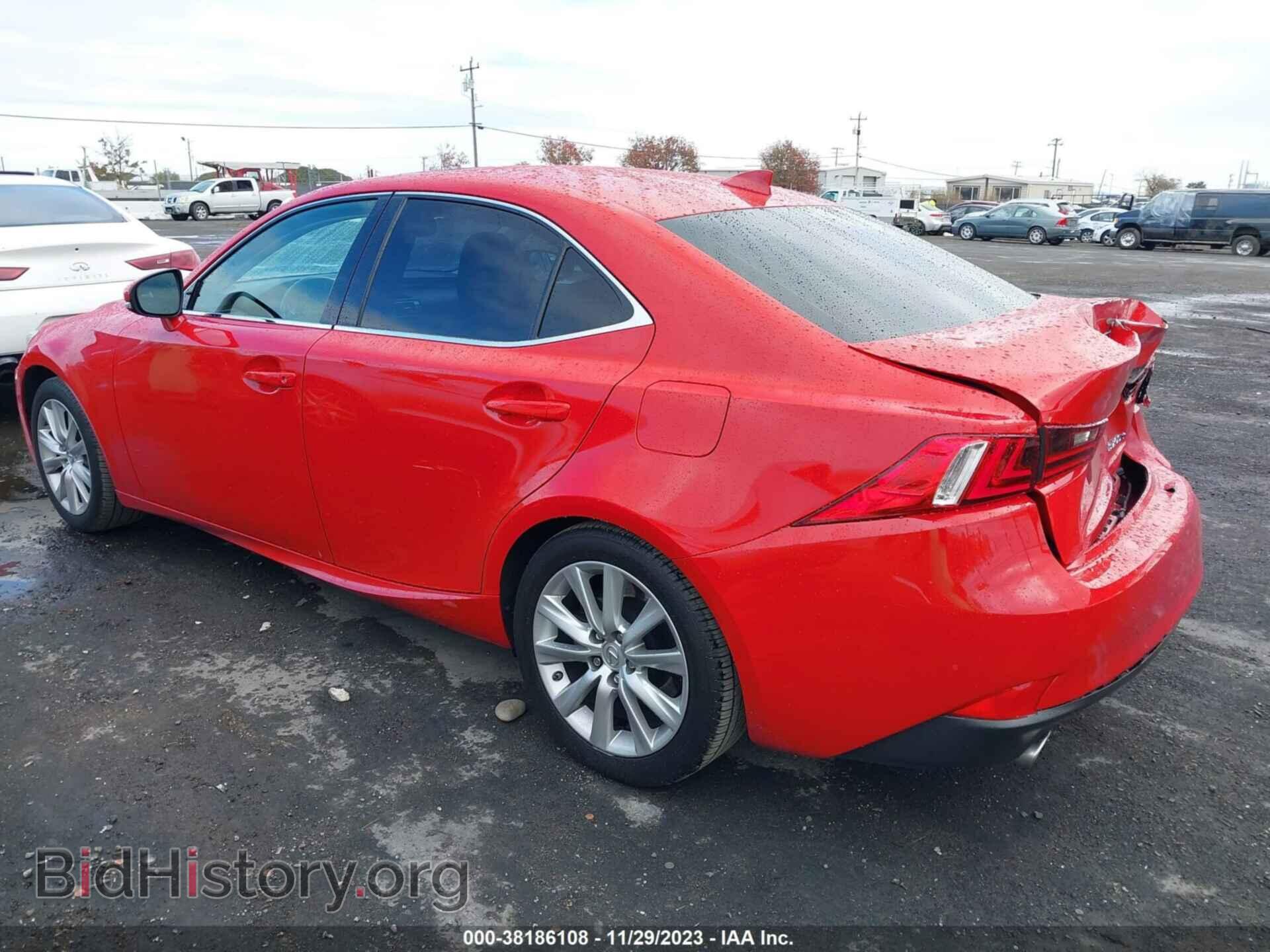 2016 LEXUS IS 200T - VIN: JTHBA1D26G5018652 - Фото 3