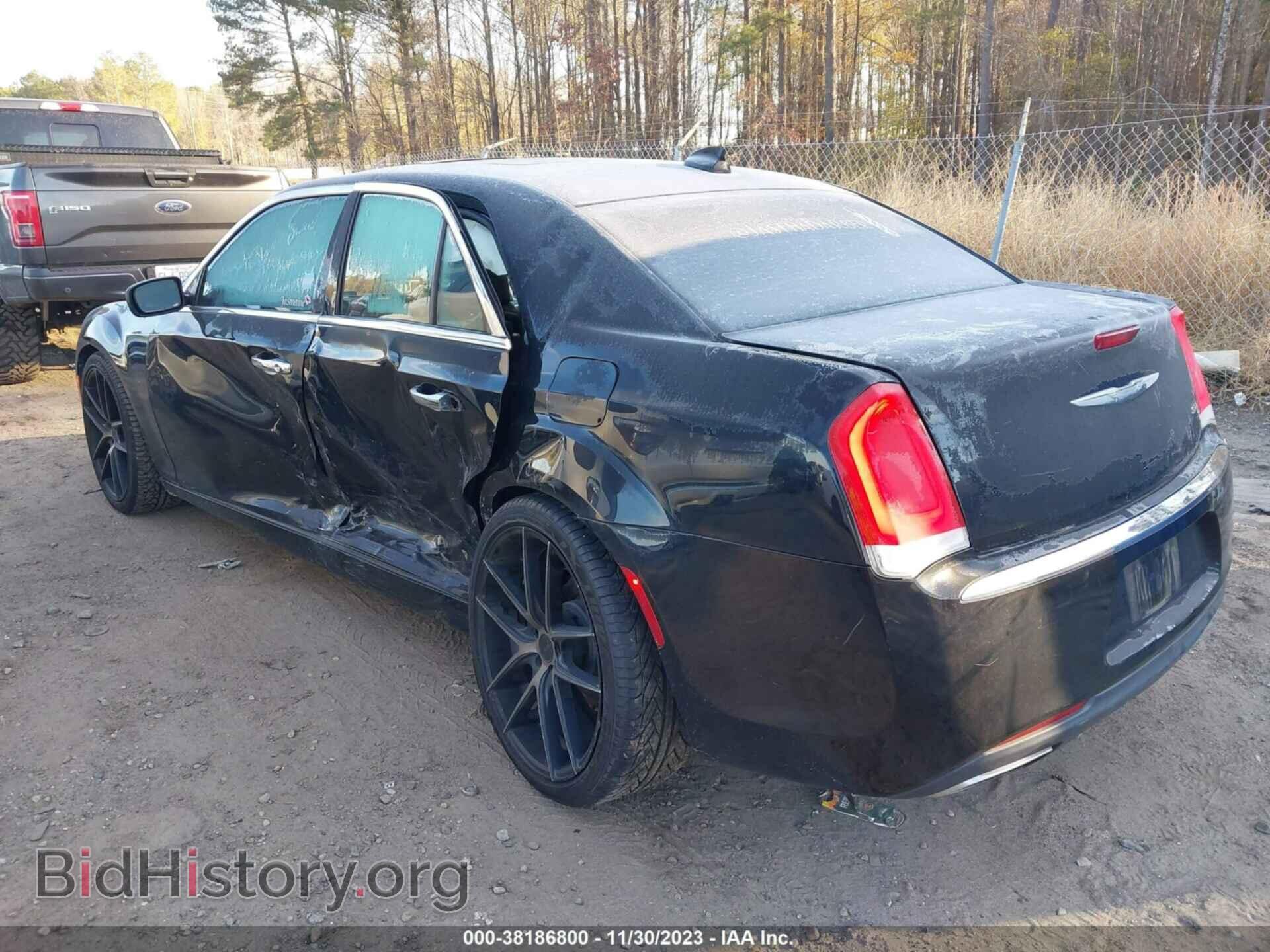 2015 CHRYSLER 300C - VIN: 2C3CCAEG1FH867772 - Фото 3