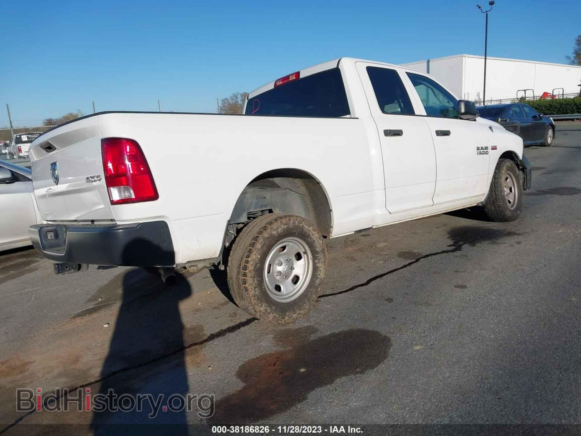 2018 RAM 1500 - VIN: 1C6RR7FT3JS302144 - Фото 4