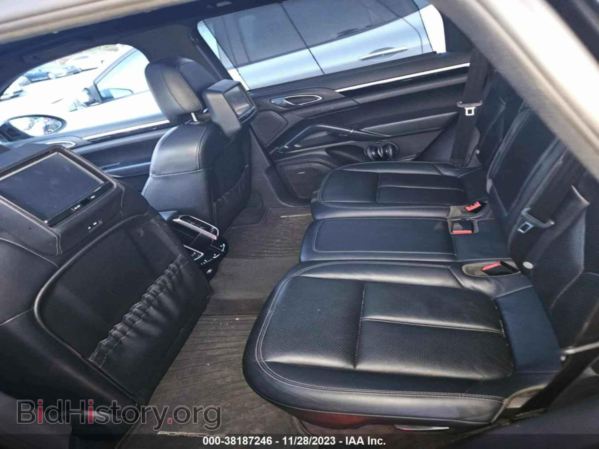 2012 PORSCHE CAYENNE - VIN: WP1AE2A27CLA92002 - Photo 7