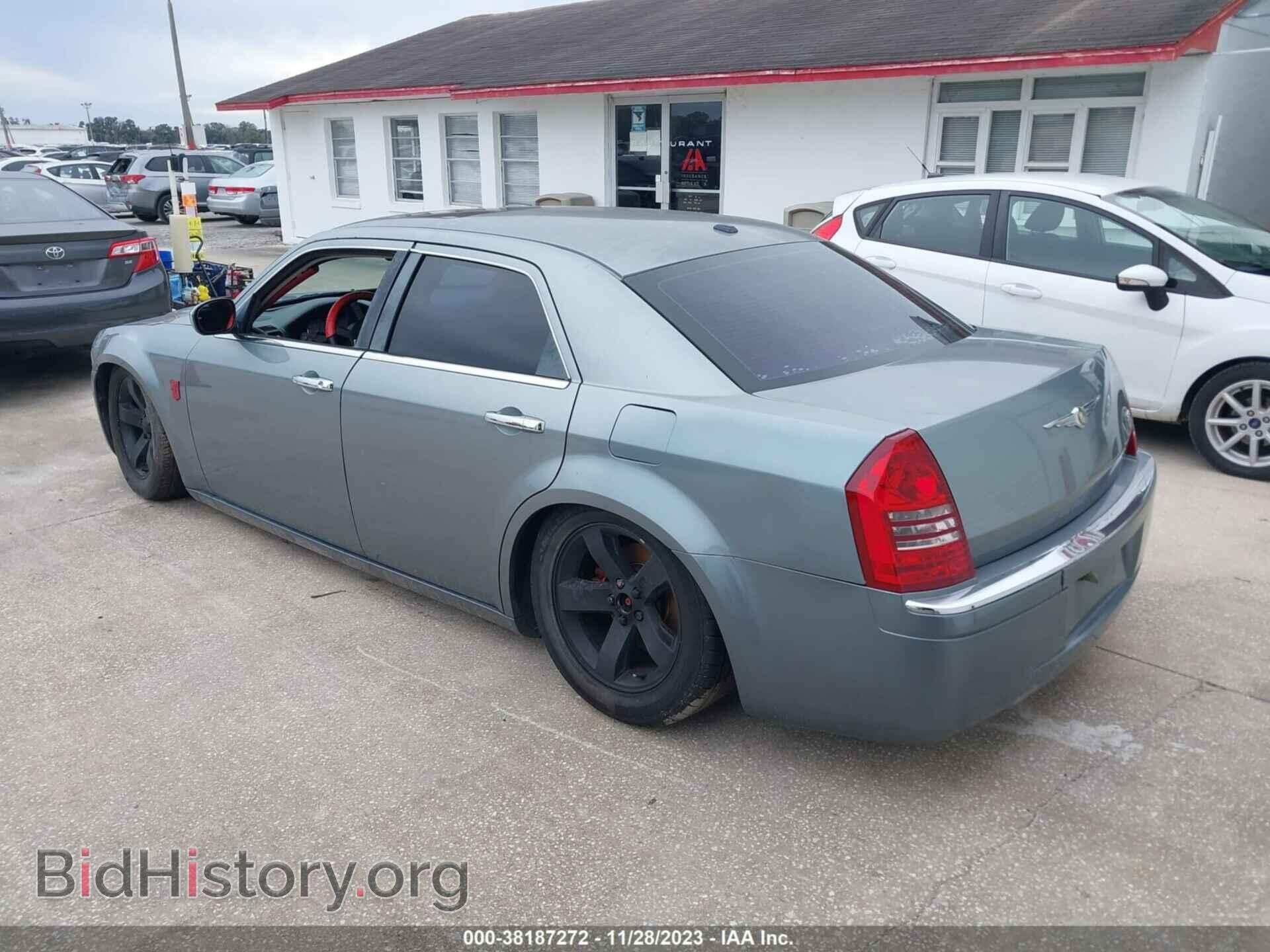 2006 CHRYSLER 300 - VIN: 2C3KA63H76H535927 - Фото 3