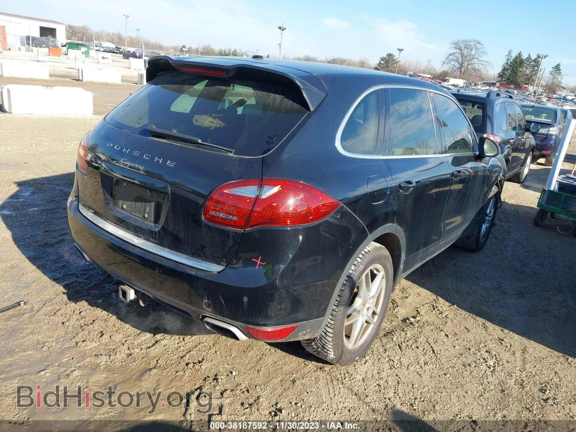 2012 PORSCHE CAYENNE - VIN: WP1AA2A25CLA01367 - Фото 4