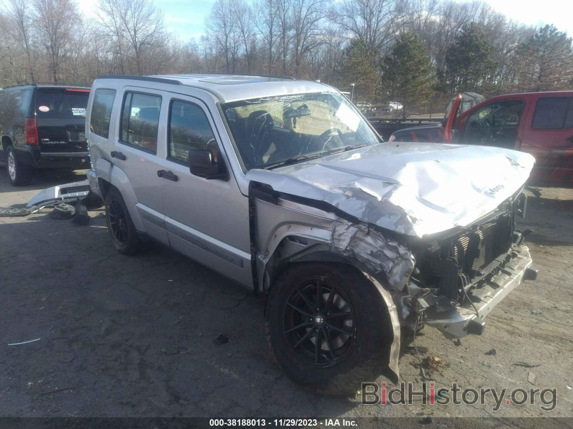 Photo 1J4PN2GK1AW154339 - JEEP LIBERTY 2010