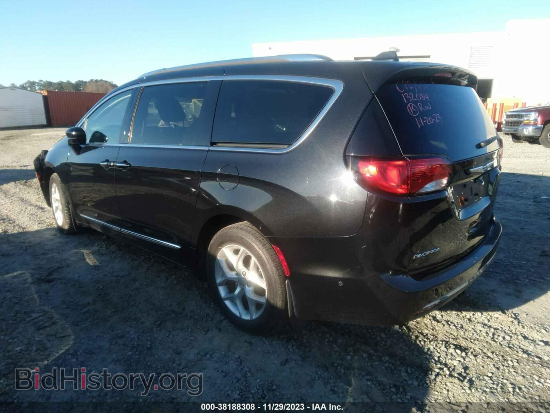 2017 CHRYSLER PACIFICA - VIN: 2C4RC1EG5HR796885 - Фото 3