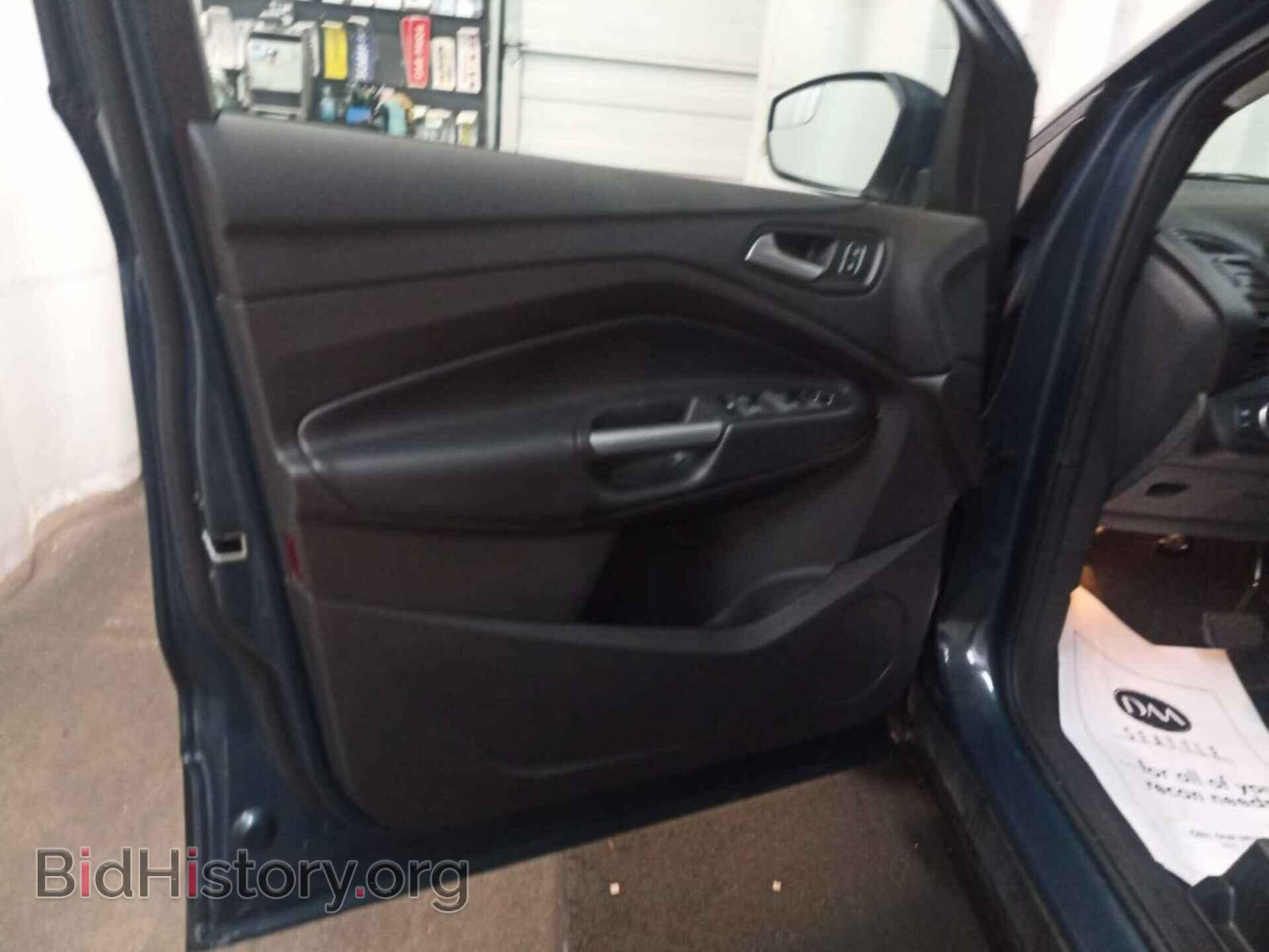 Фотография 1FMCU0GD1KUB82499 - FORD ESCAPE 2019