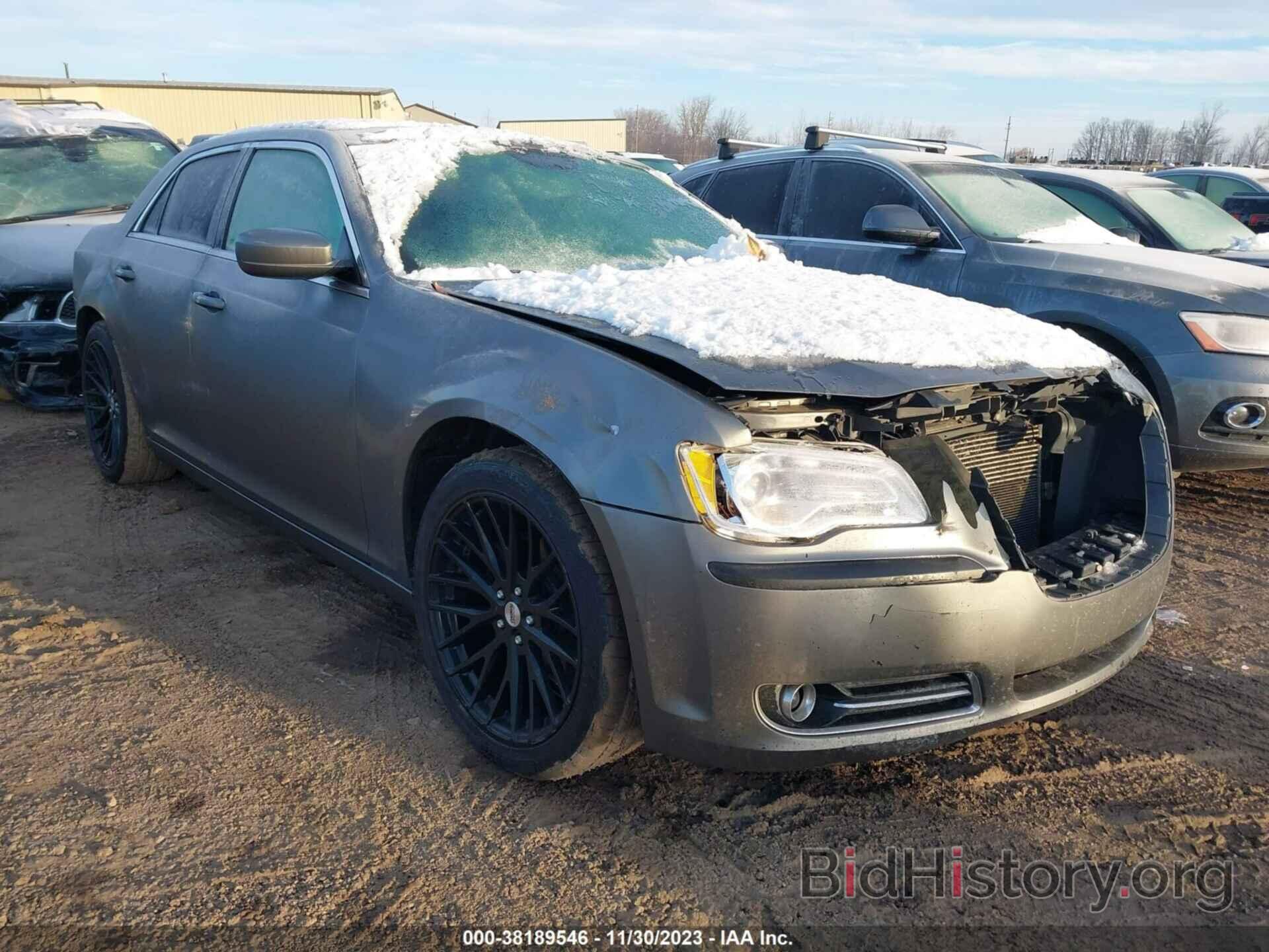 Photo 2C3CCABG6CH186135 - CHRYSLER 300 2012