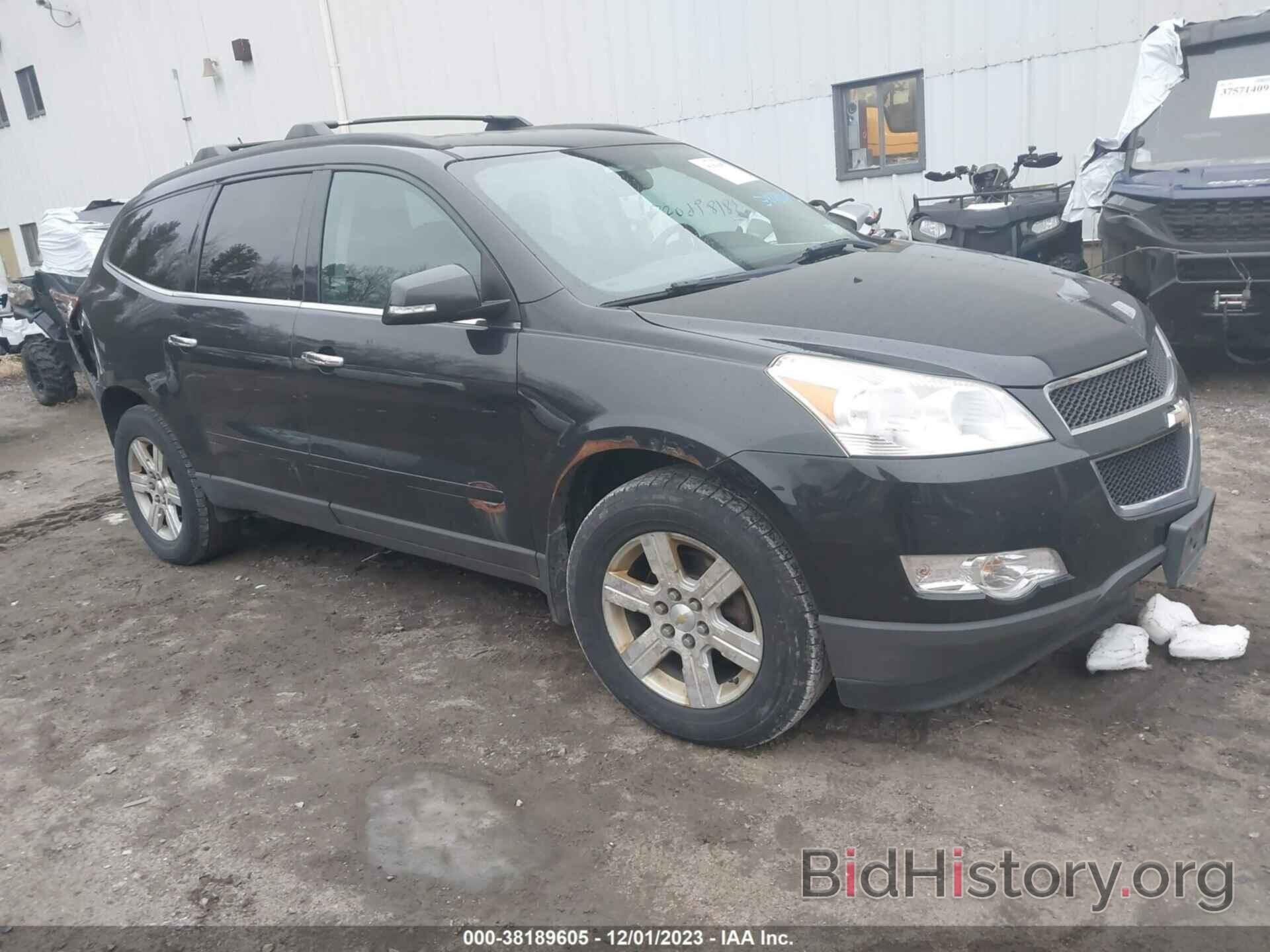 Photo 1GNKVGED5BJ268240 - CHEVROLET TRAVERSE 2011