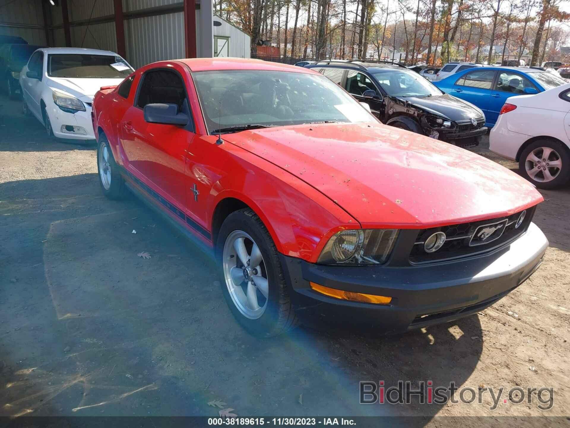 Photo 1ZVFT80N175271770 - FORD MUSTANG 2007
