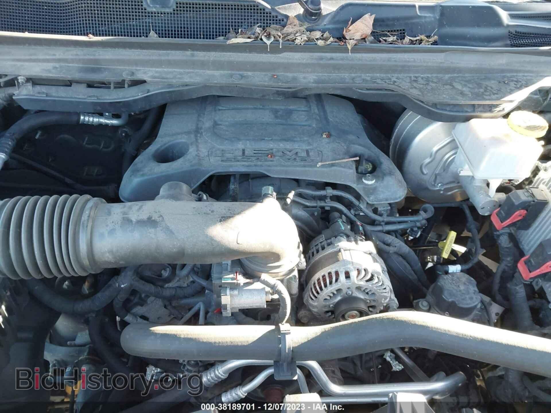 2019 RAM 1500 - VIN: 1C6SRFLT8KN733756 - Фото 10
