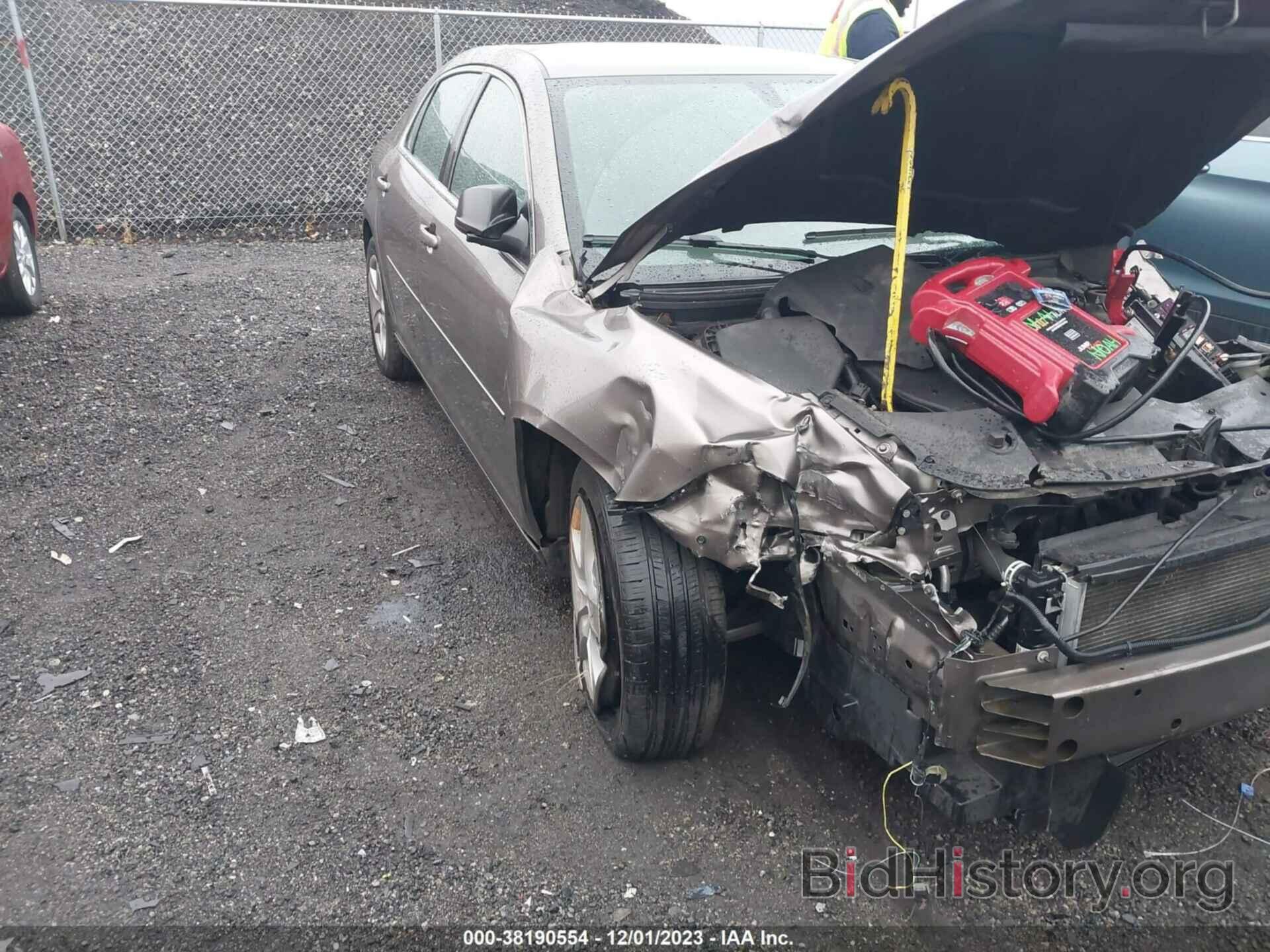 Photo 1G1ZB5EB9AF270621 - CHEVROLET MALIBU 2010