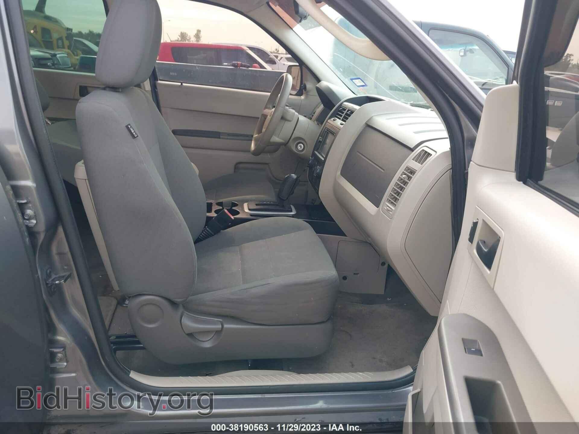 2011 FORD ESCAPE - VIN: 1FMCU0C75BKC69544 - Фото 5