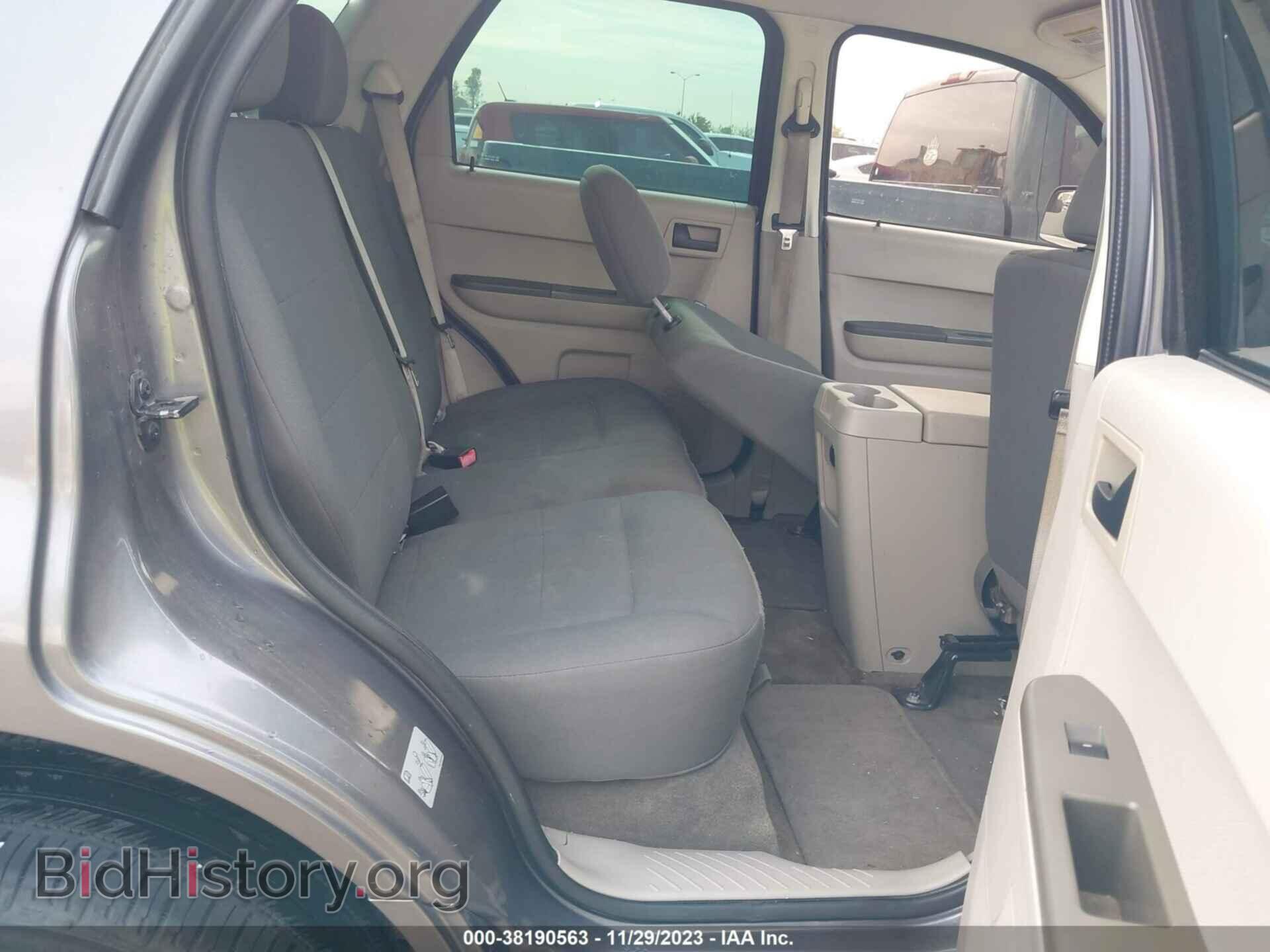 2011 FORD ESCAPE - VIN: 1FMCU0C75BKC69544 - Фото 8