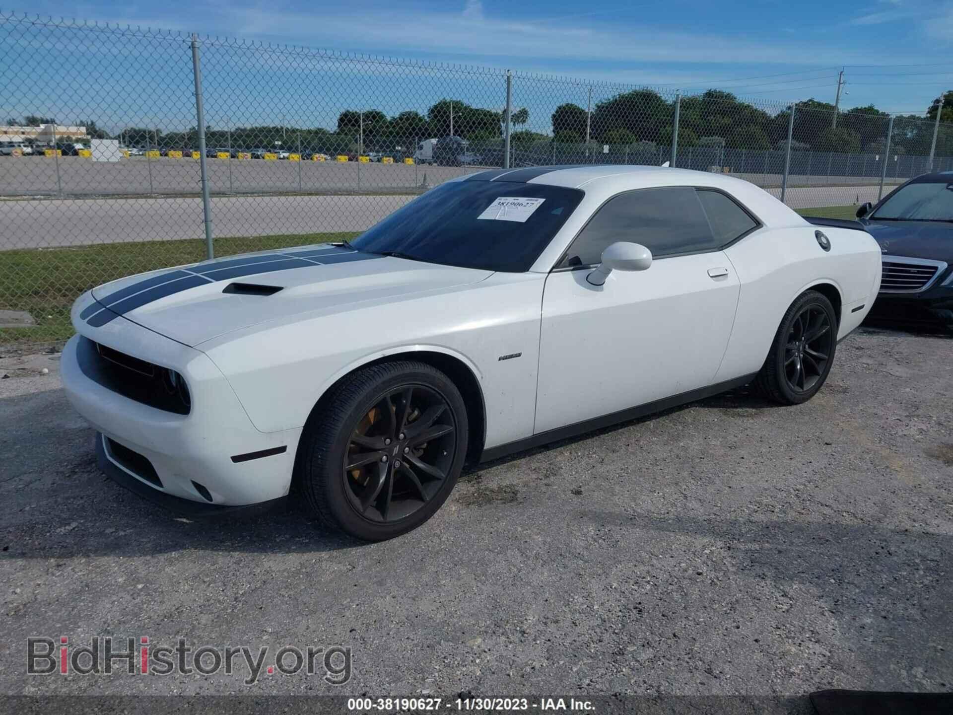 2017 DODGE CHALLENGER - VIN: 2C3CDZBT8HH592112 - Photo 2