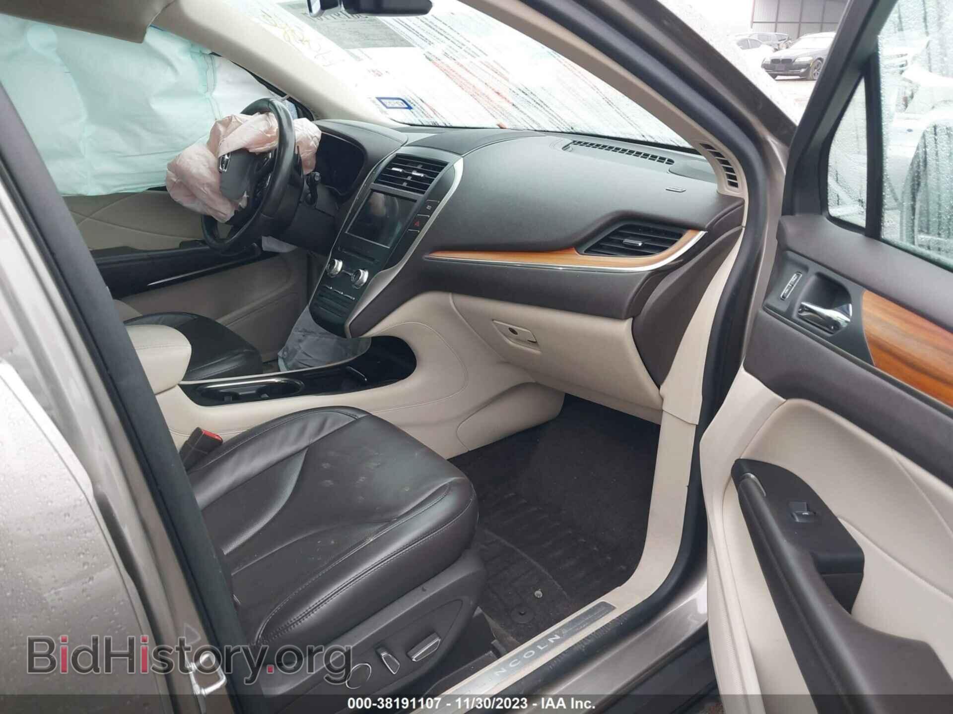 2017 LINCOLN MKC - VIN: 5LMCJ2D97HUL71796 - Photo 5