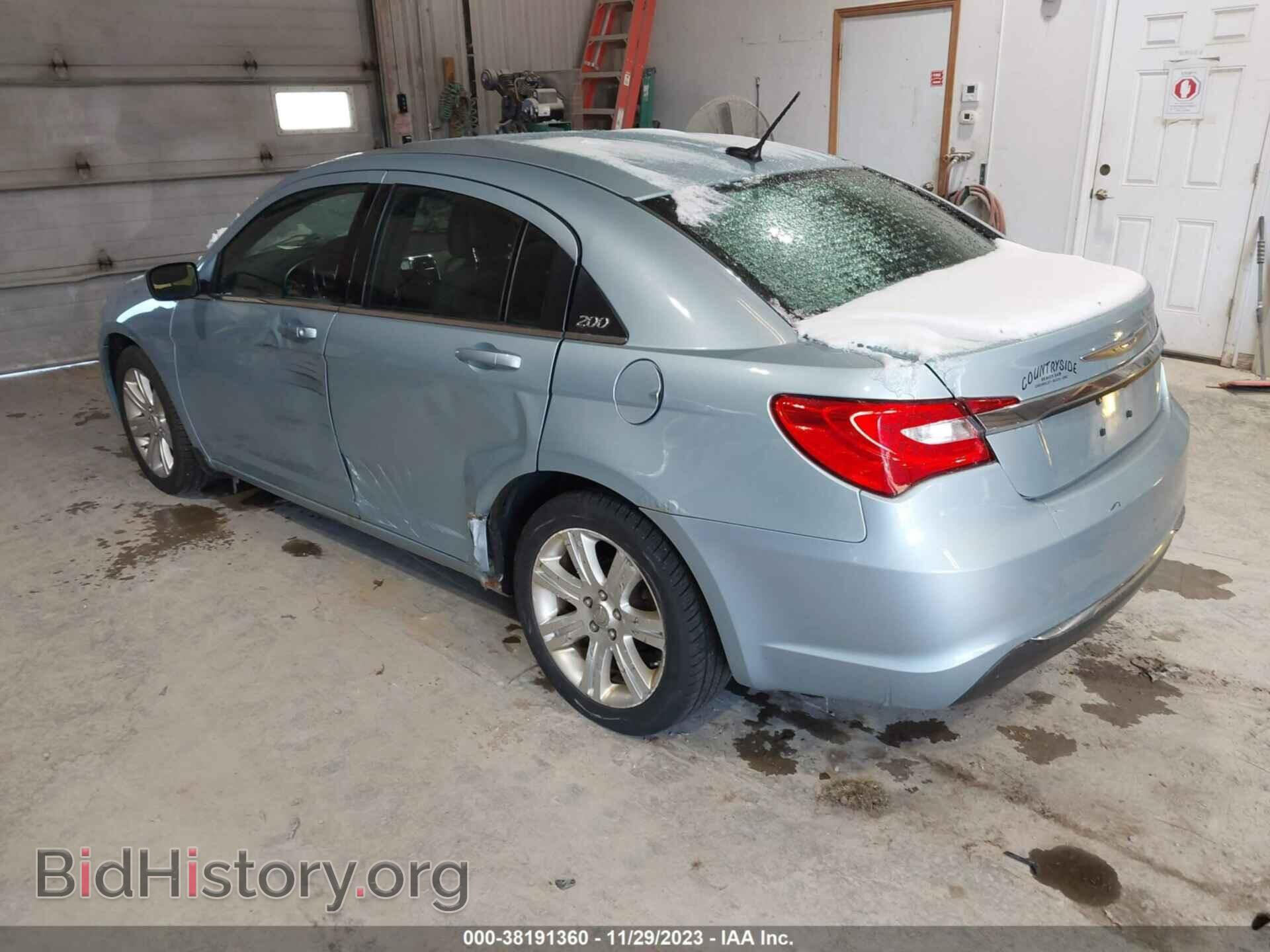 2012 CHRYSLER 200 - VIN: 1C3CCBBB8CN181195 - Фото 3