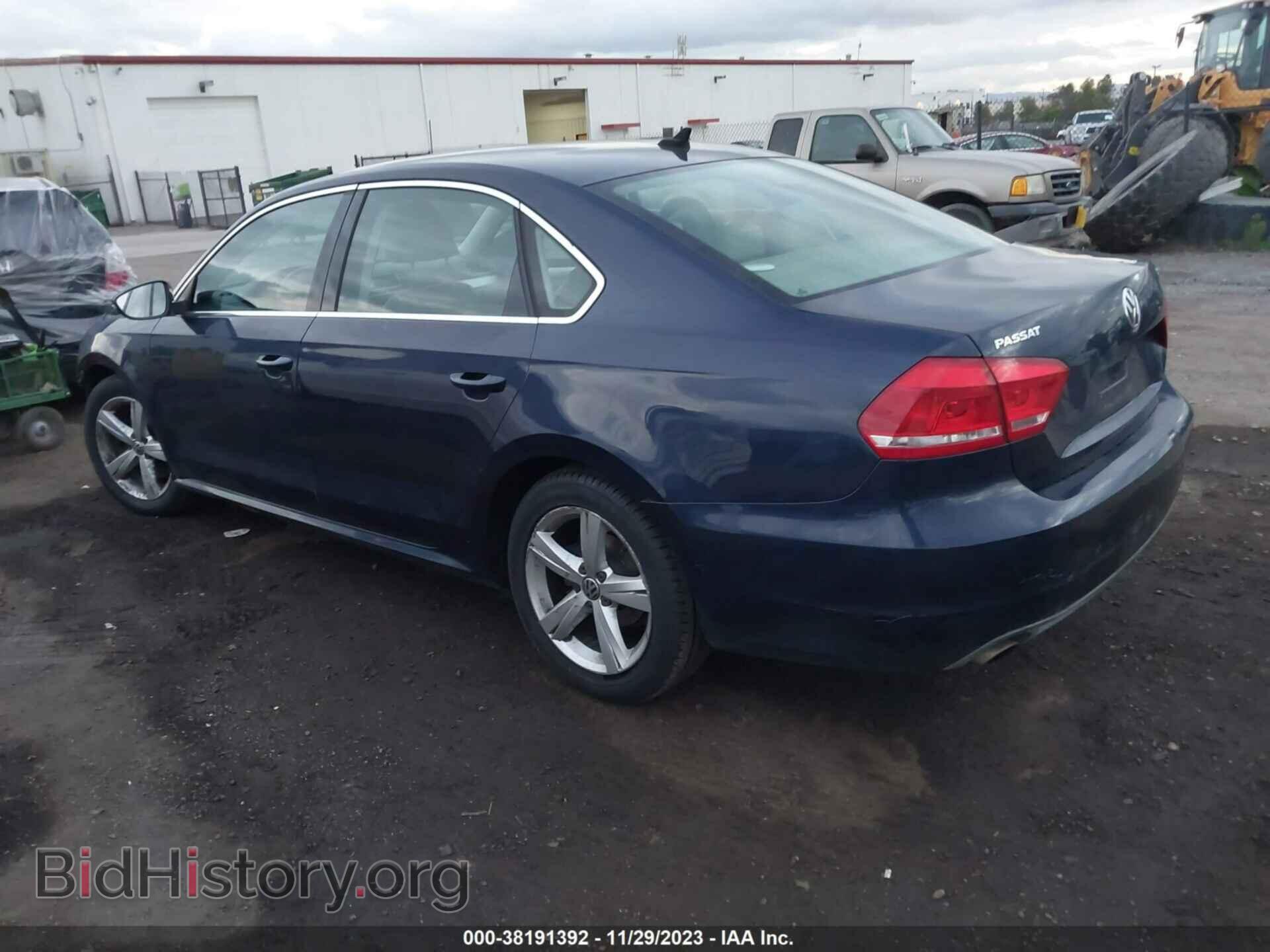 2012 VOLKSWAGEN PASSAT - VIN: 1VWBP7A31CC087140 - Фото 3