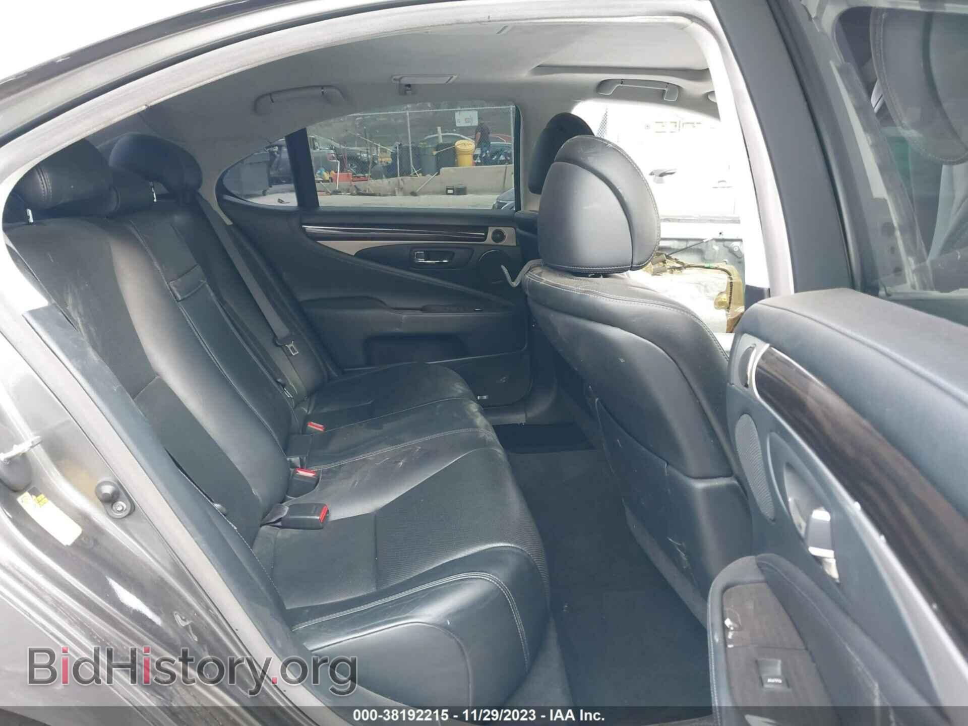 2013 LEXUS LS 460 - VIN: JTHBL5EF3D5114852 - Photo 8