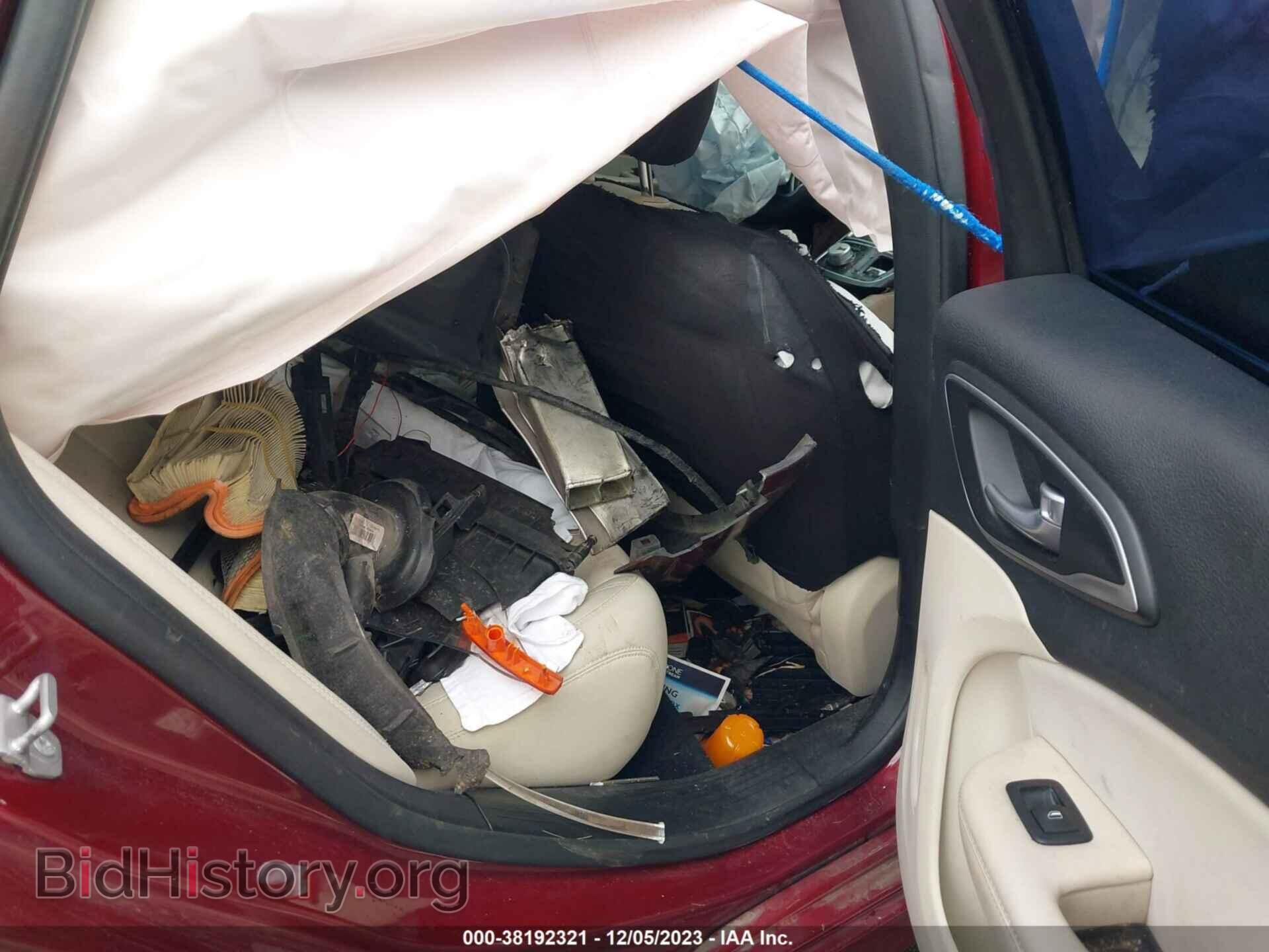 2015 CHRYSLER 200 - VIN: 1C3CCCAB2FN556655 - Фото 8