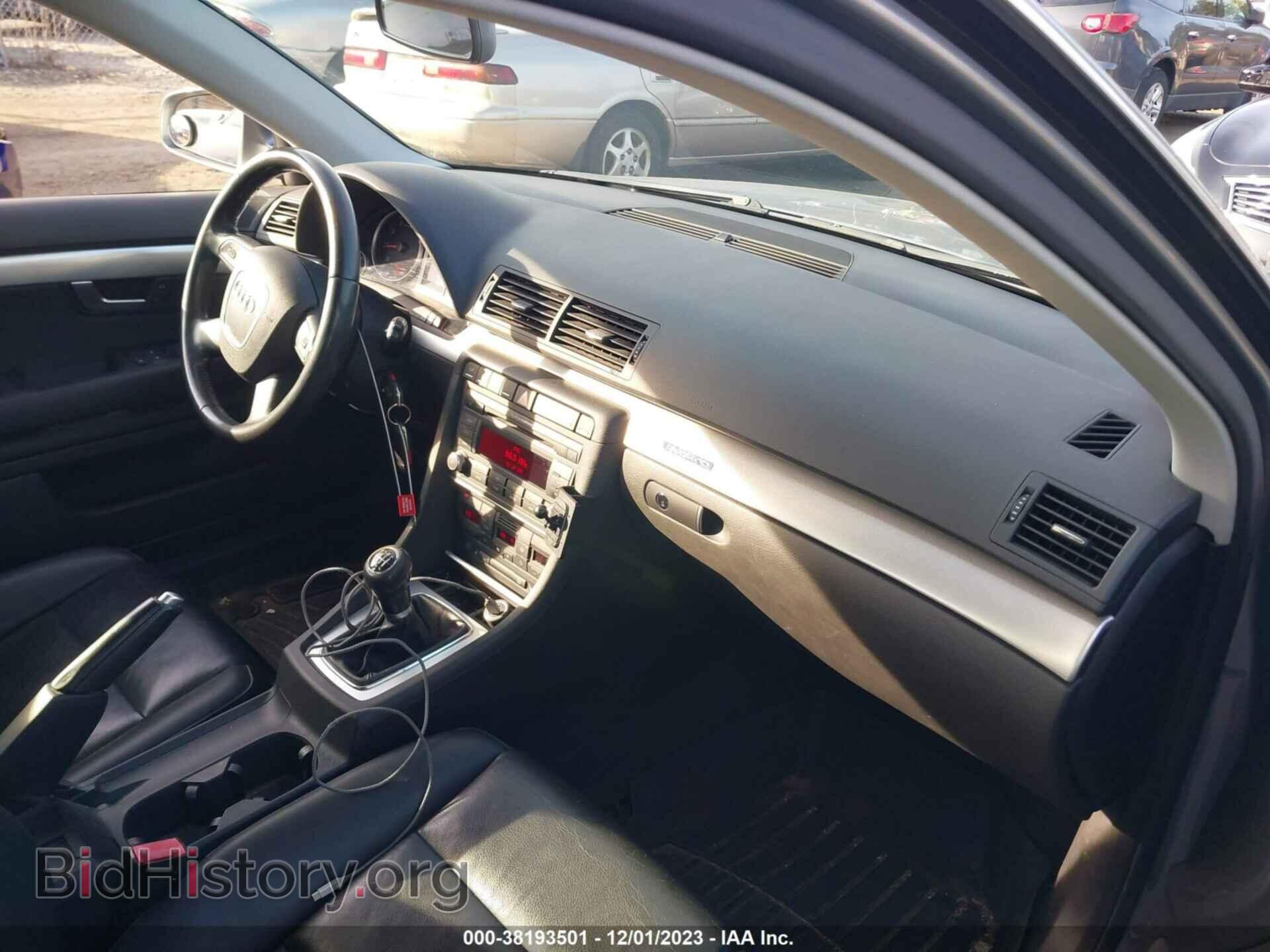 2008 AUDI A4 - VIN: WAUDF78E48A042621 - Photo 5