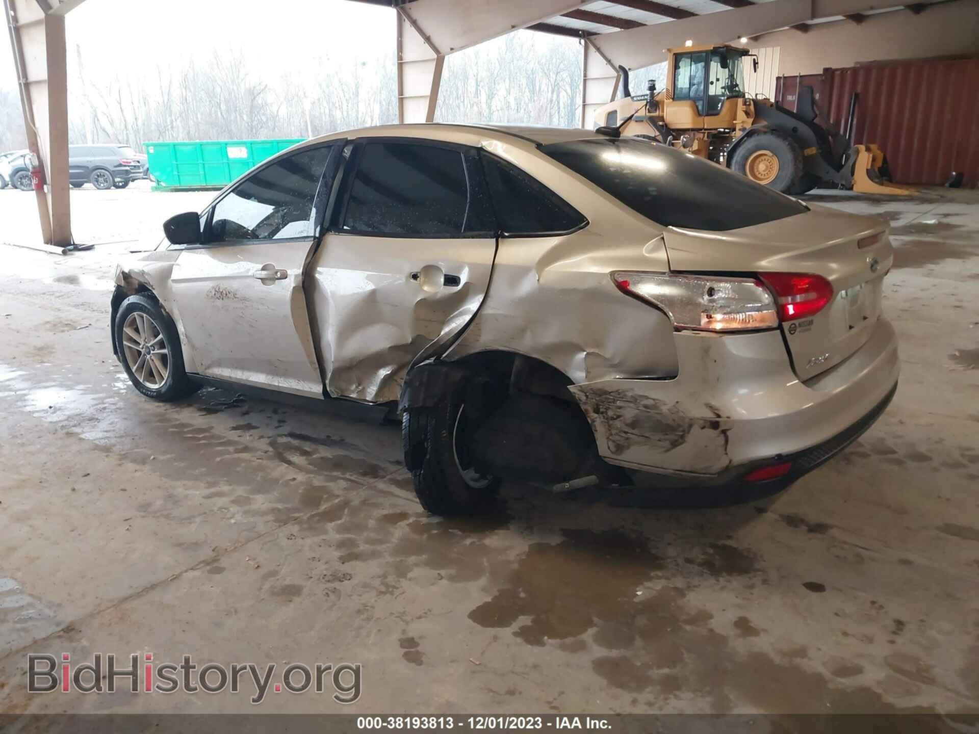 2018 FORD FOCUS - VIN: 1FADP3F2XJL245658 - Фото 3