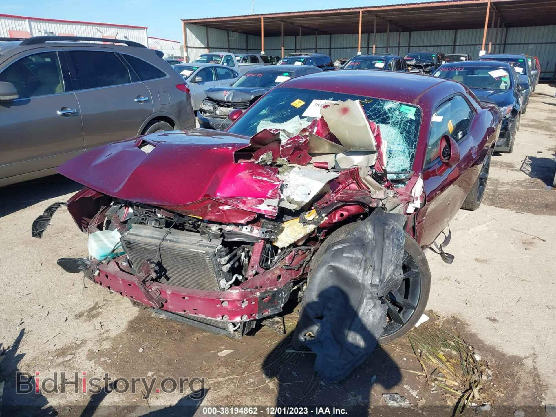 2018 DODGE CHALLENGER - VIN: 2C3CDZAG7JH143417 - Photo 2