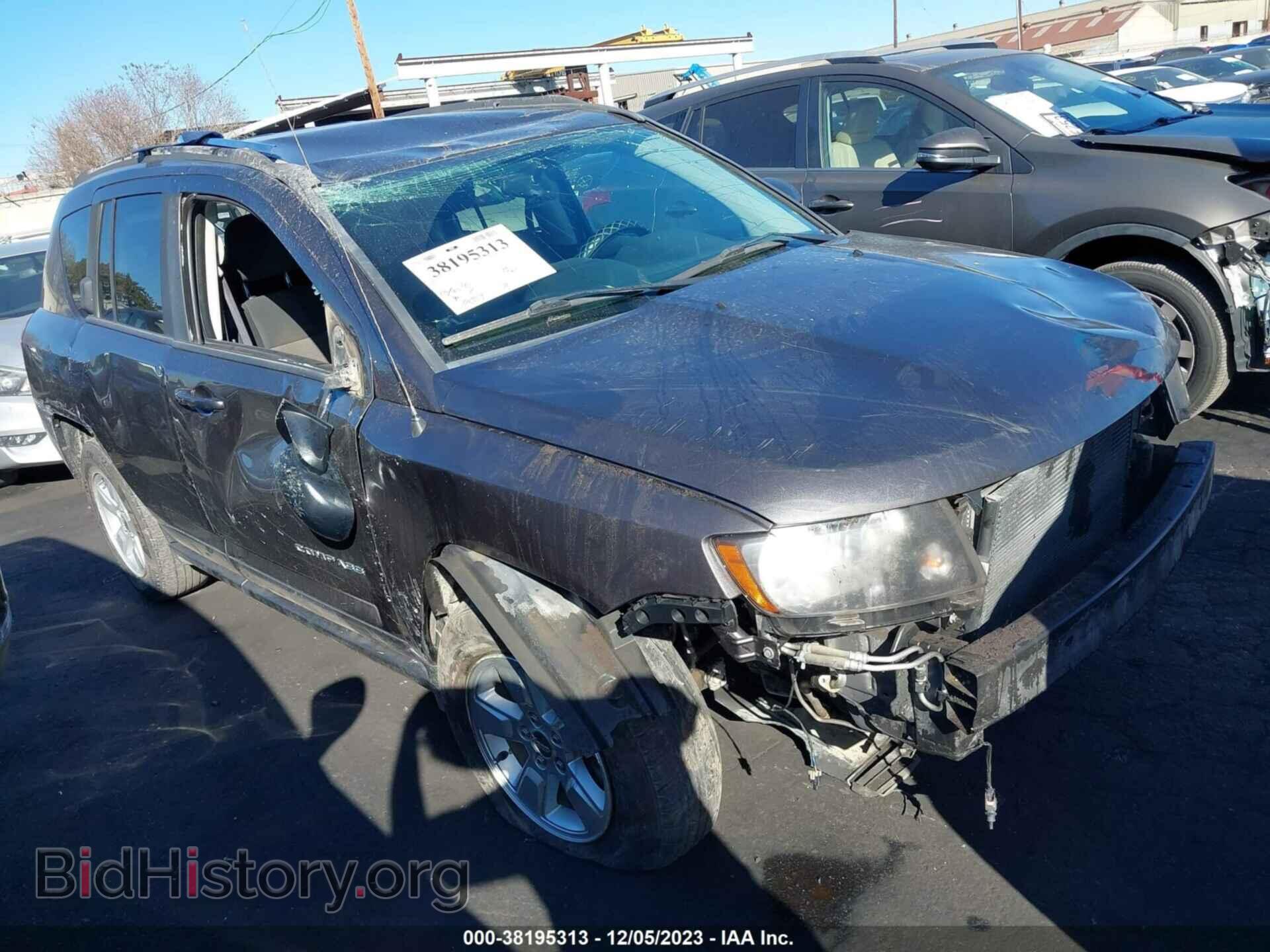 Фотография 1C4NJCBA0ED800663 - JEEP COMPASS 2014